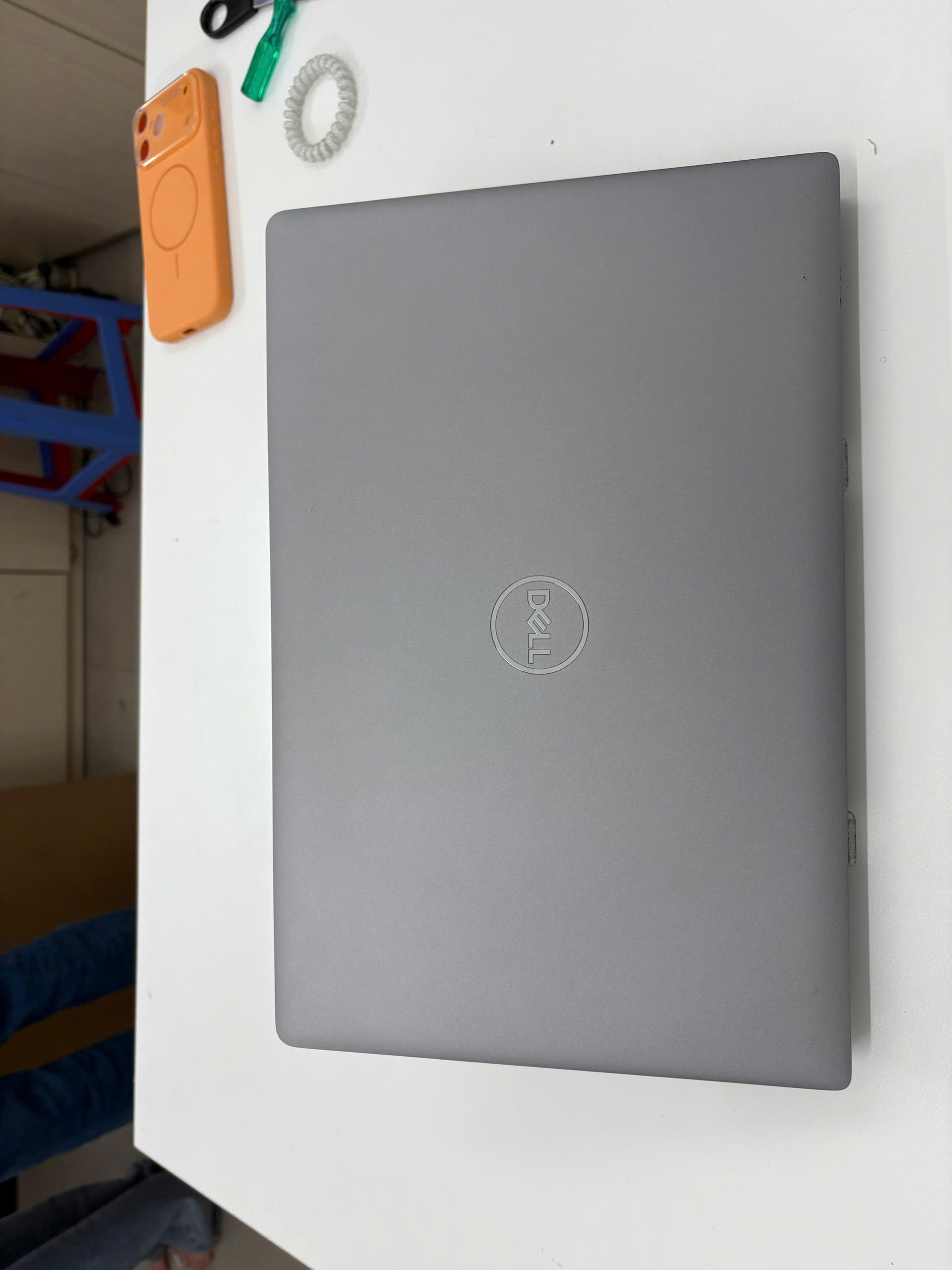 Dell Precision 3561