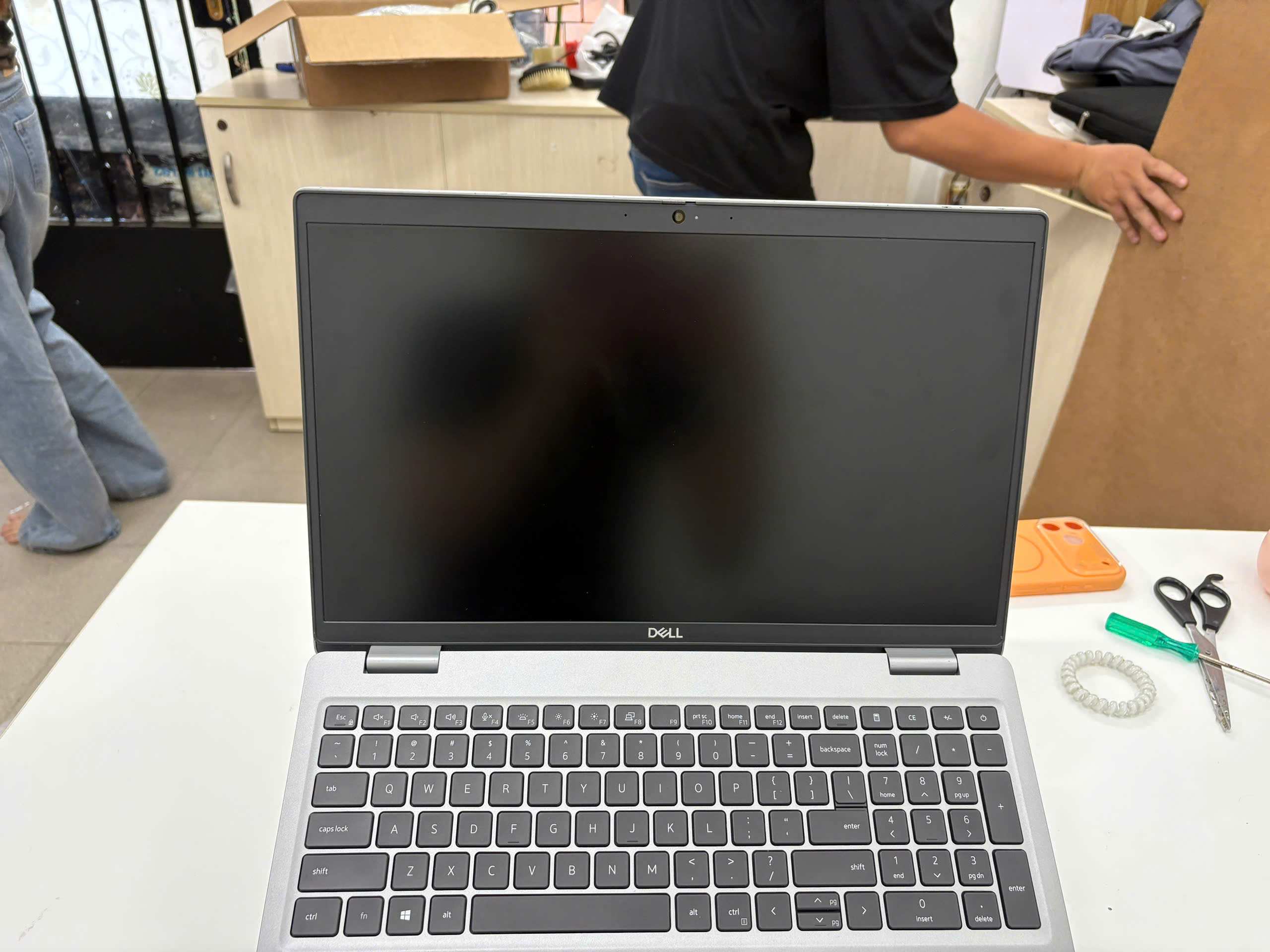 Dell Precision 3561