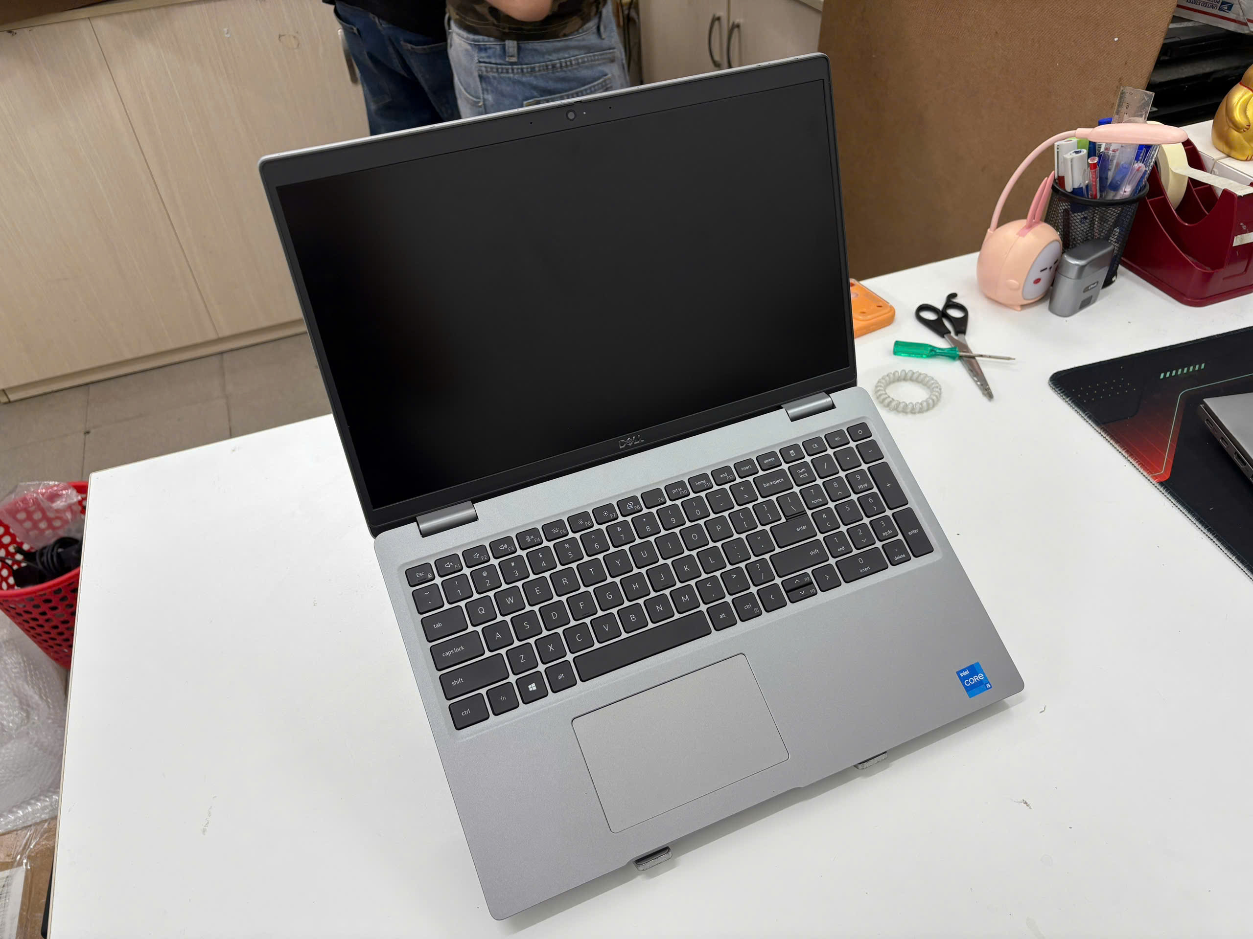 Dell Precision 3561