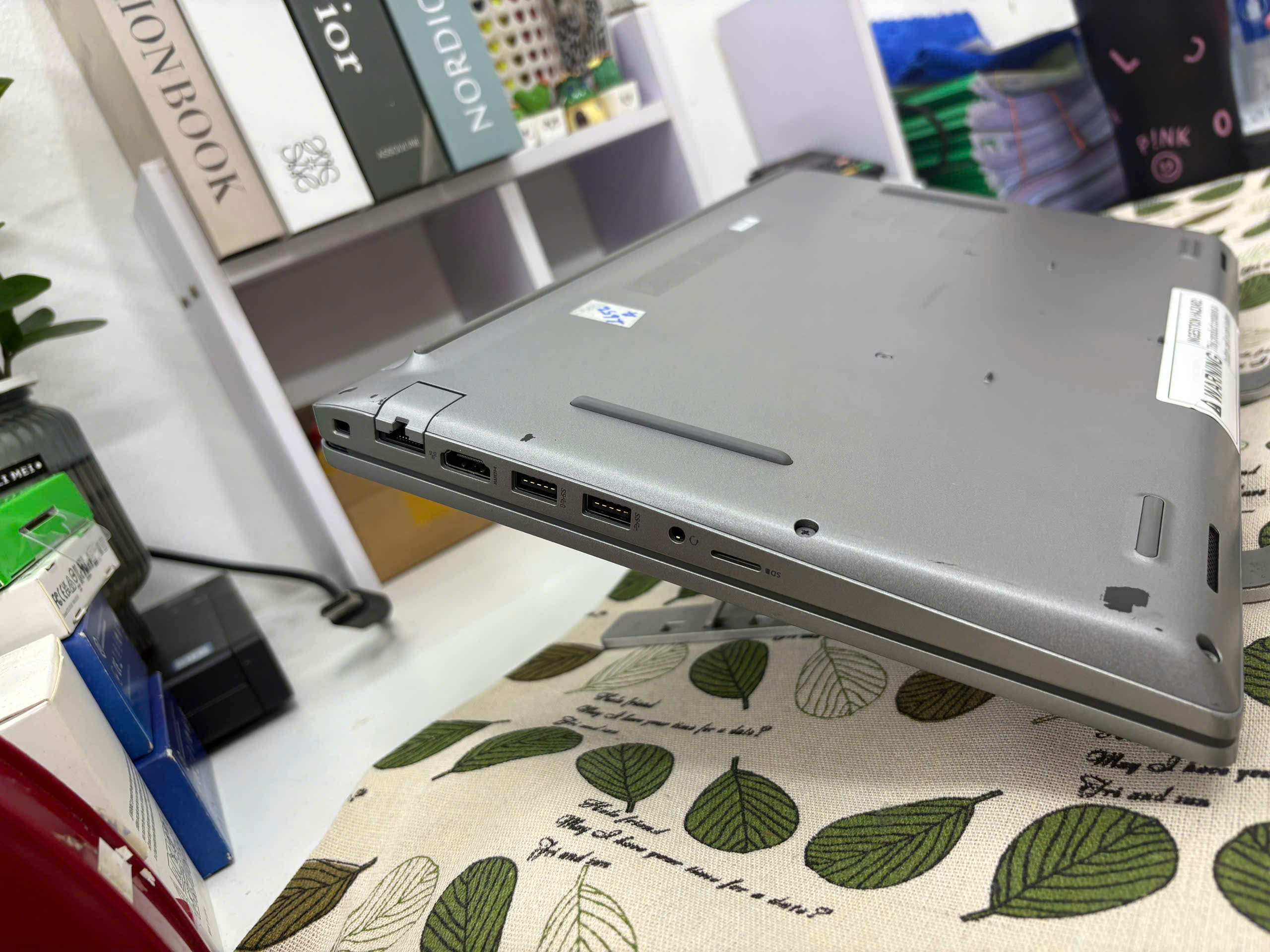 Dell Precision 3561