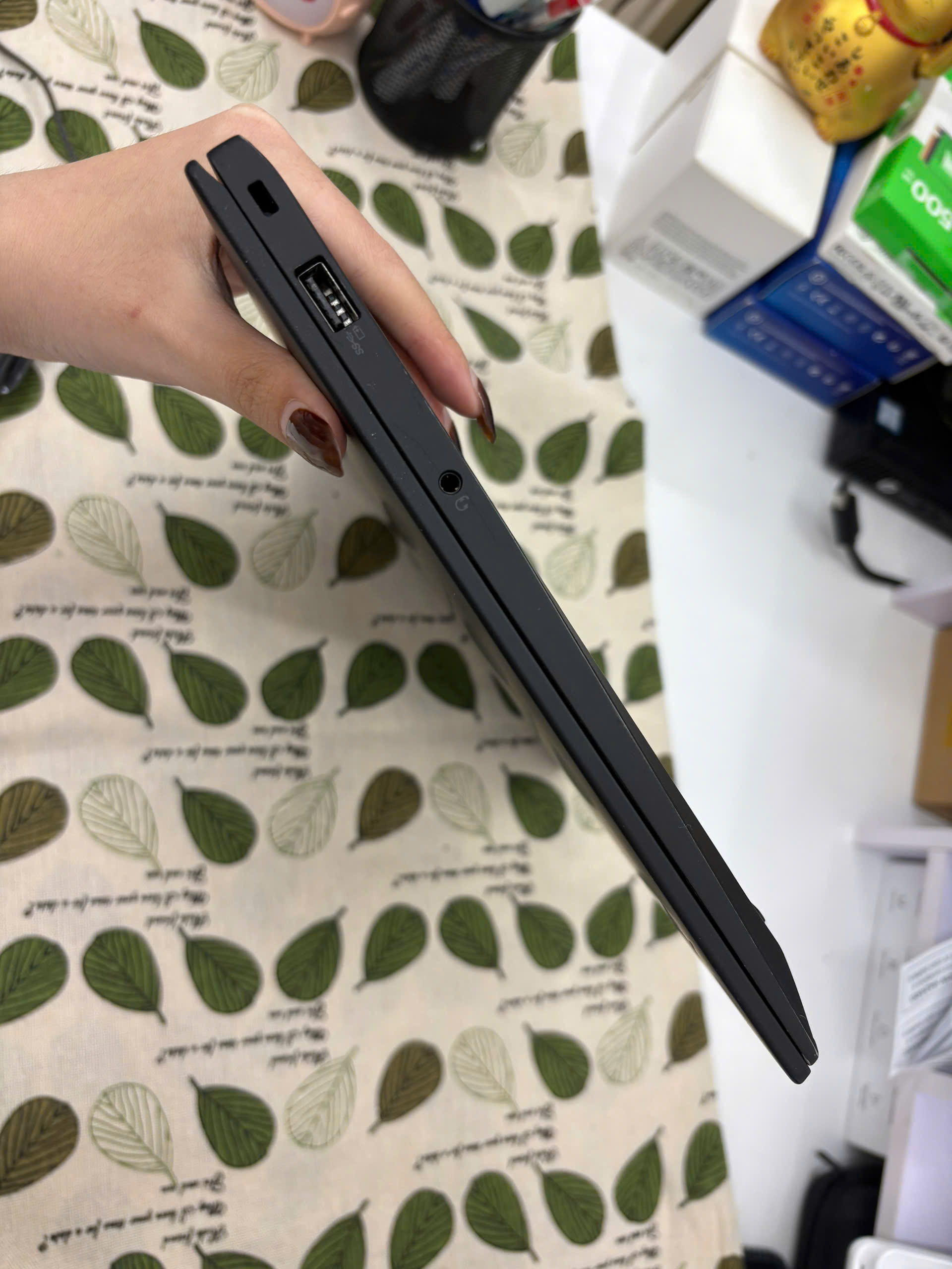 Thinkpad X1 Carbon G9