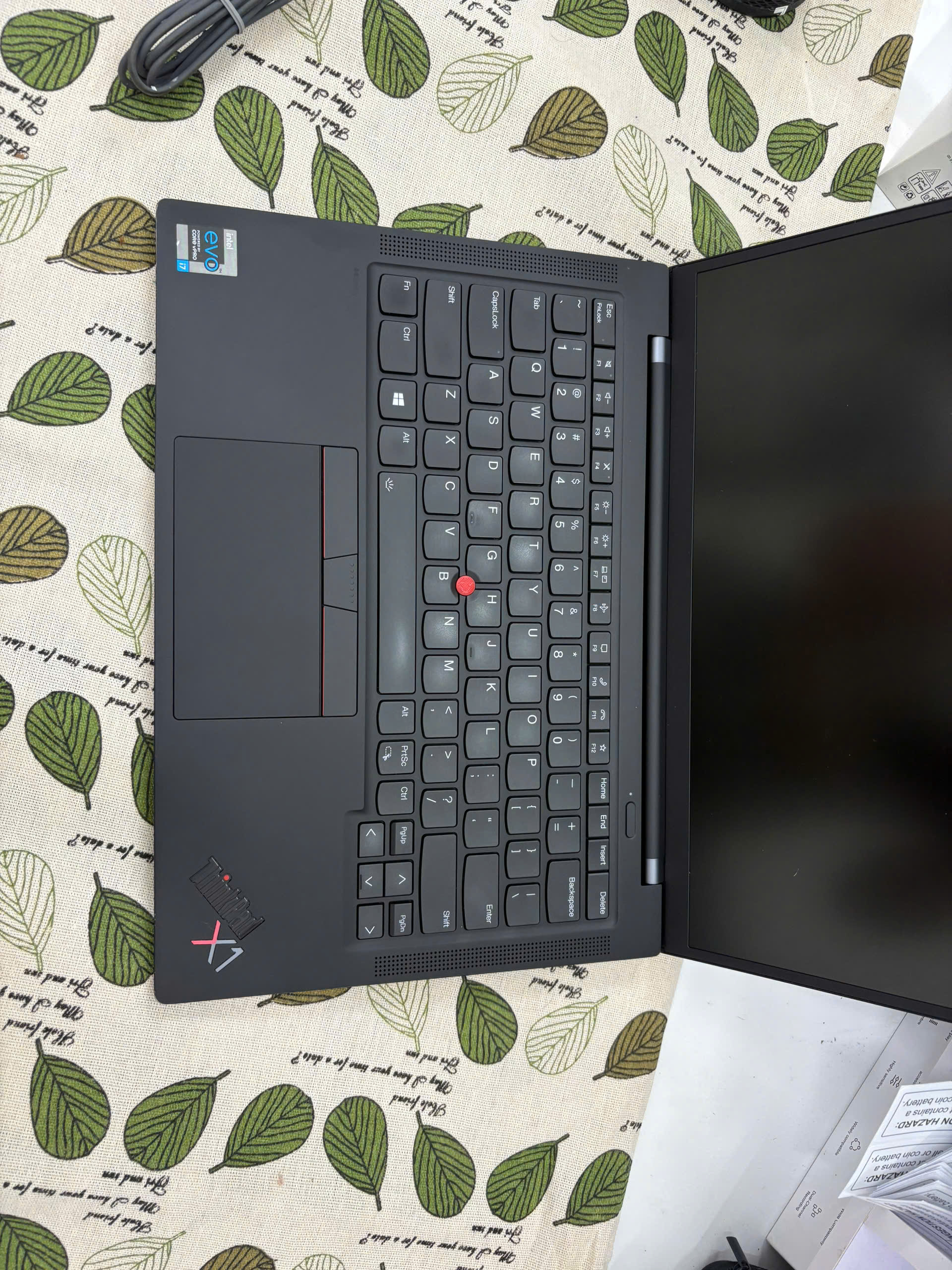 Thinkpad X1 Carbon G9