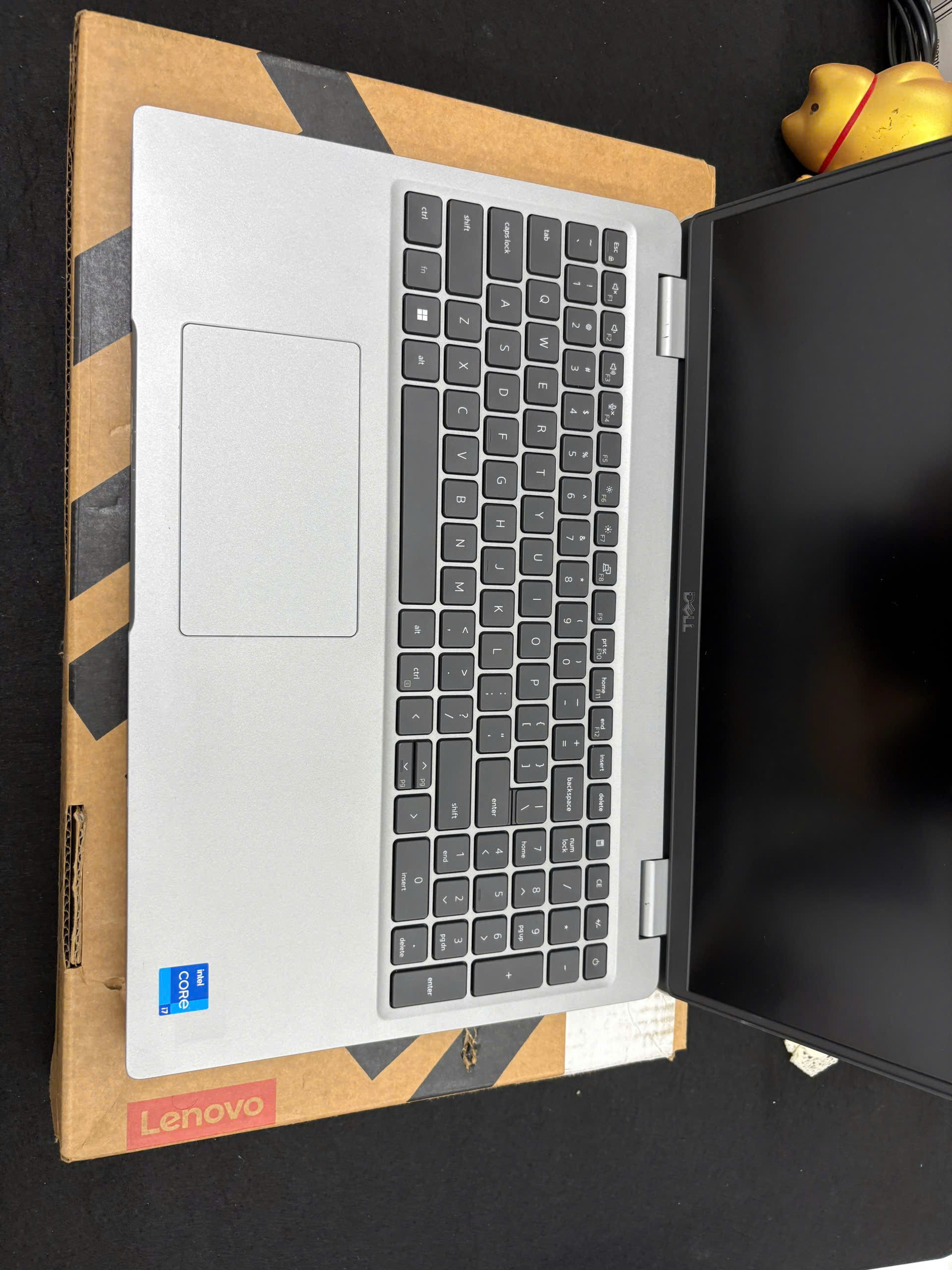 Dell Latitude 5521