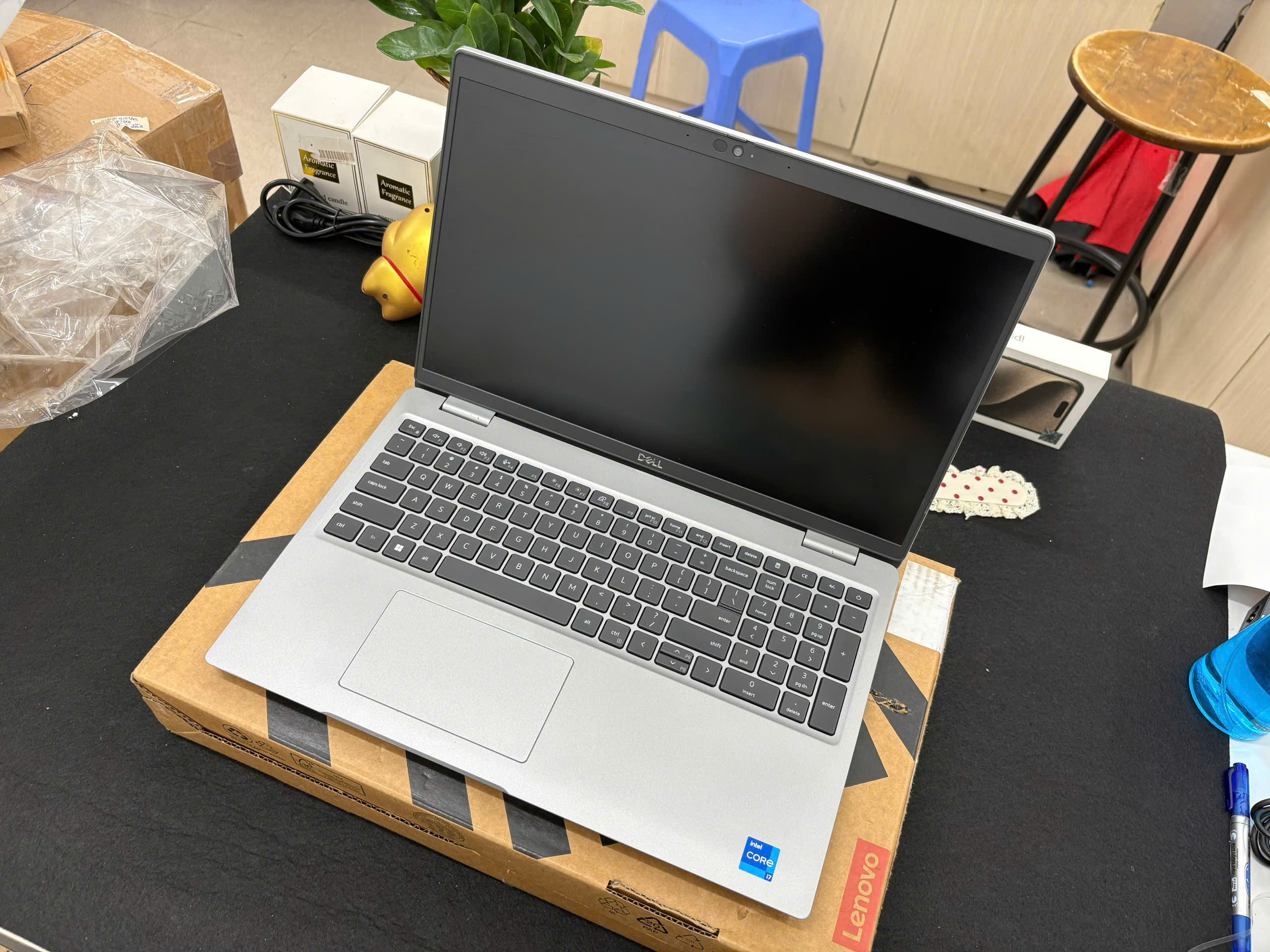 Dell Latitude 5521