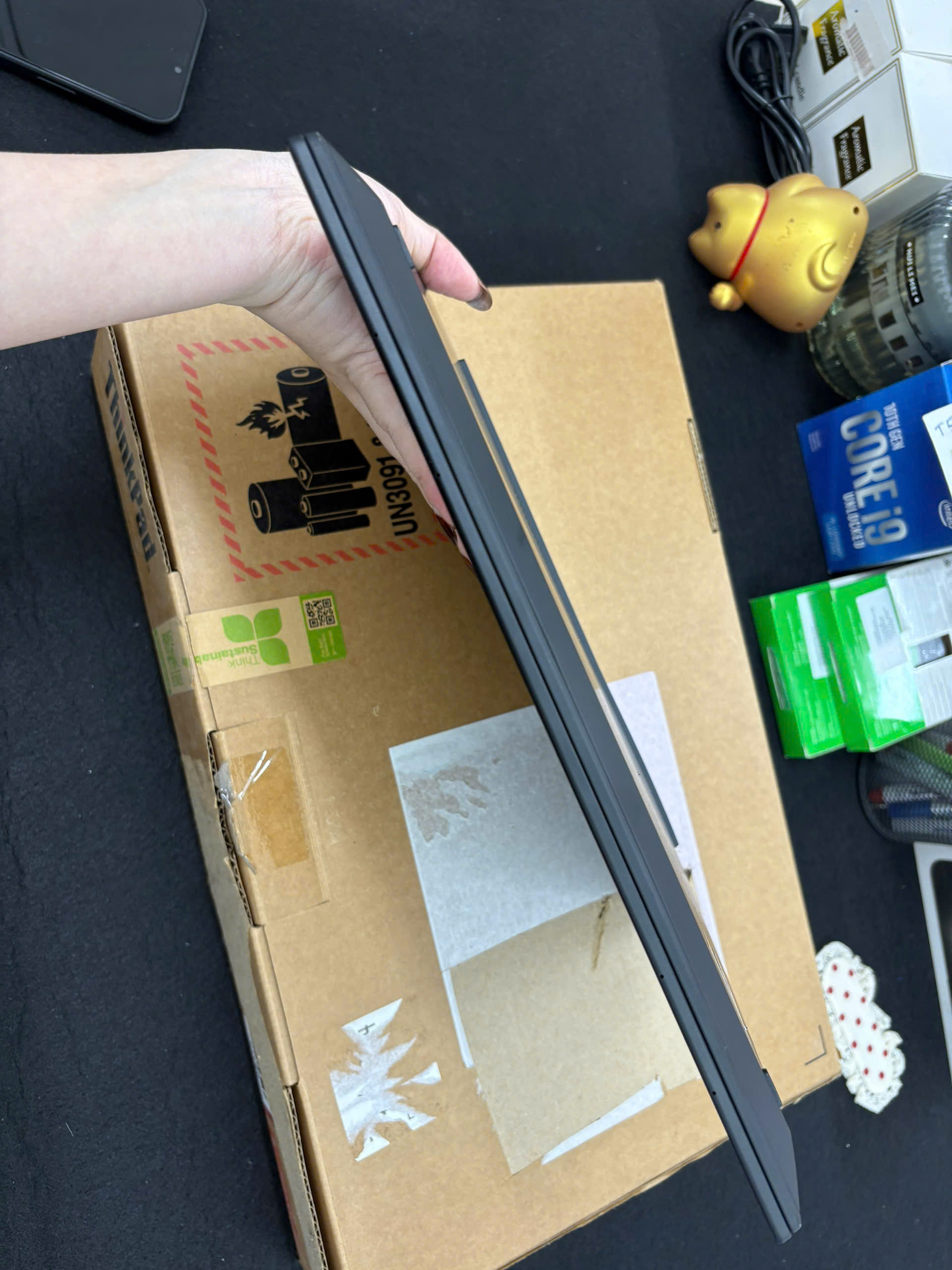 Thinkpad X1 Carbon G9