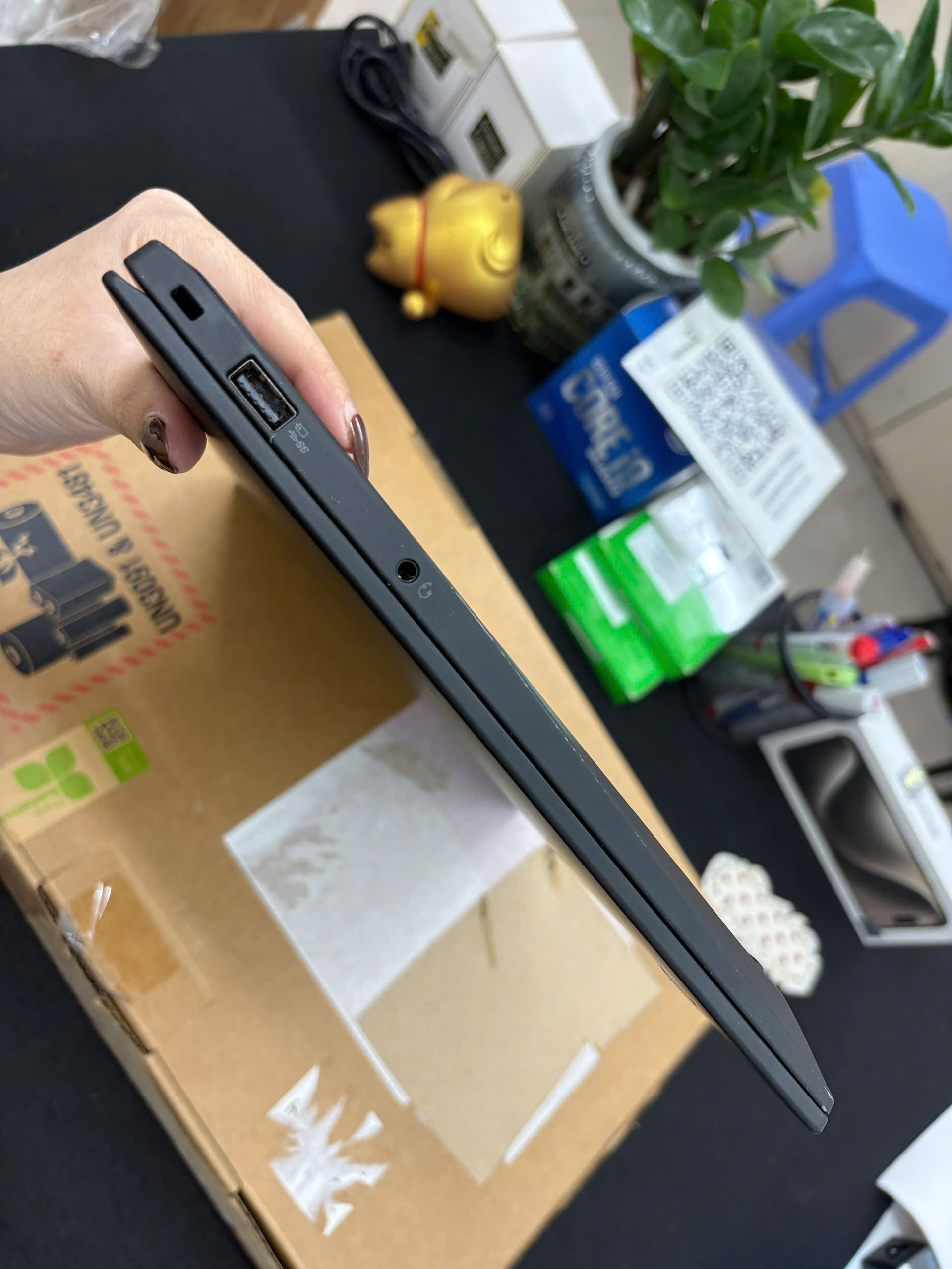 Thinkpad X1 Carbon G9