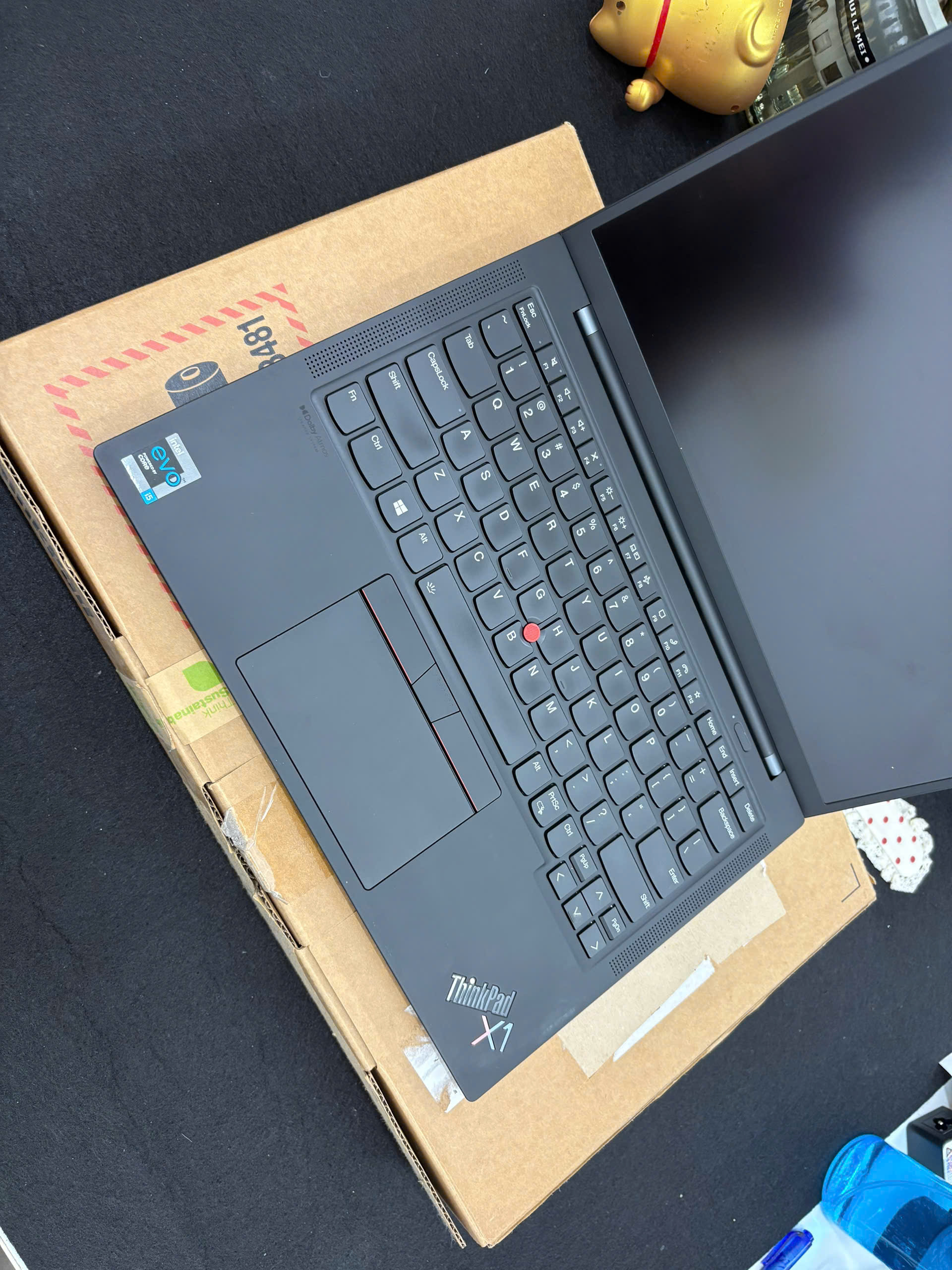 Thinkpad X1 Carbon G9