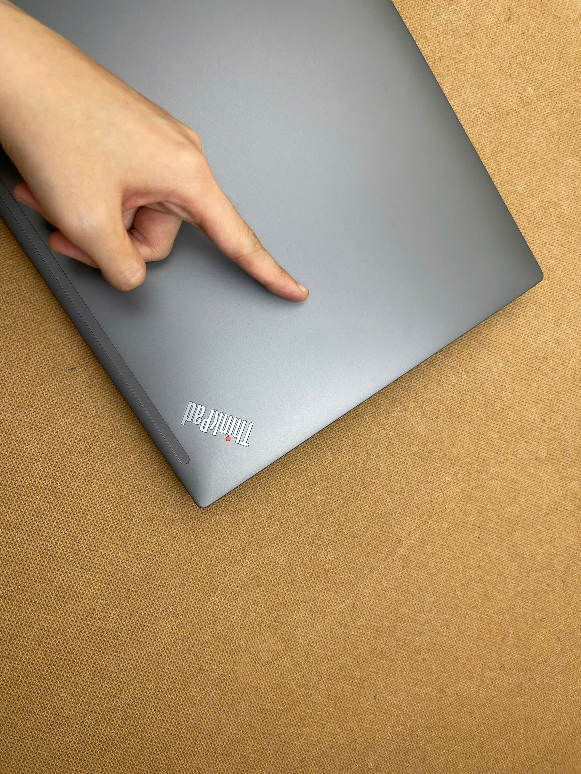 Thinkpad T14 G4 bản Nhôm