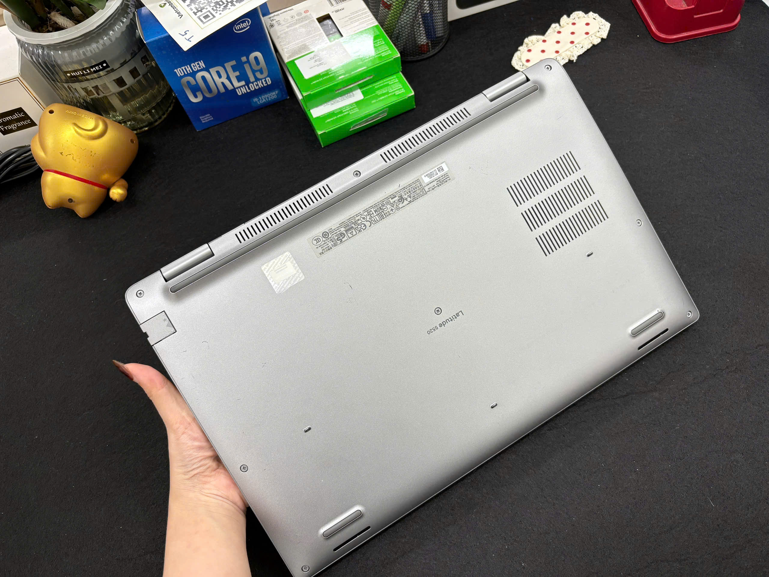 Dell Latitude 5520