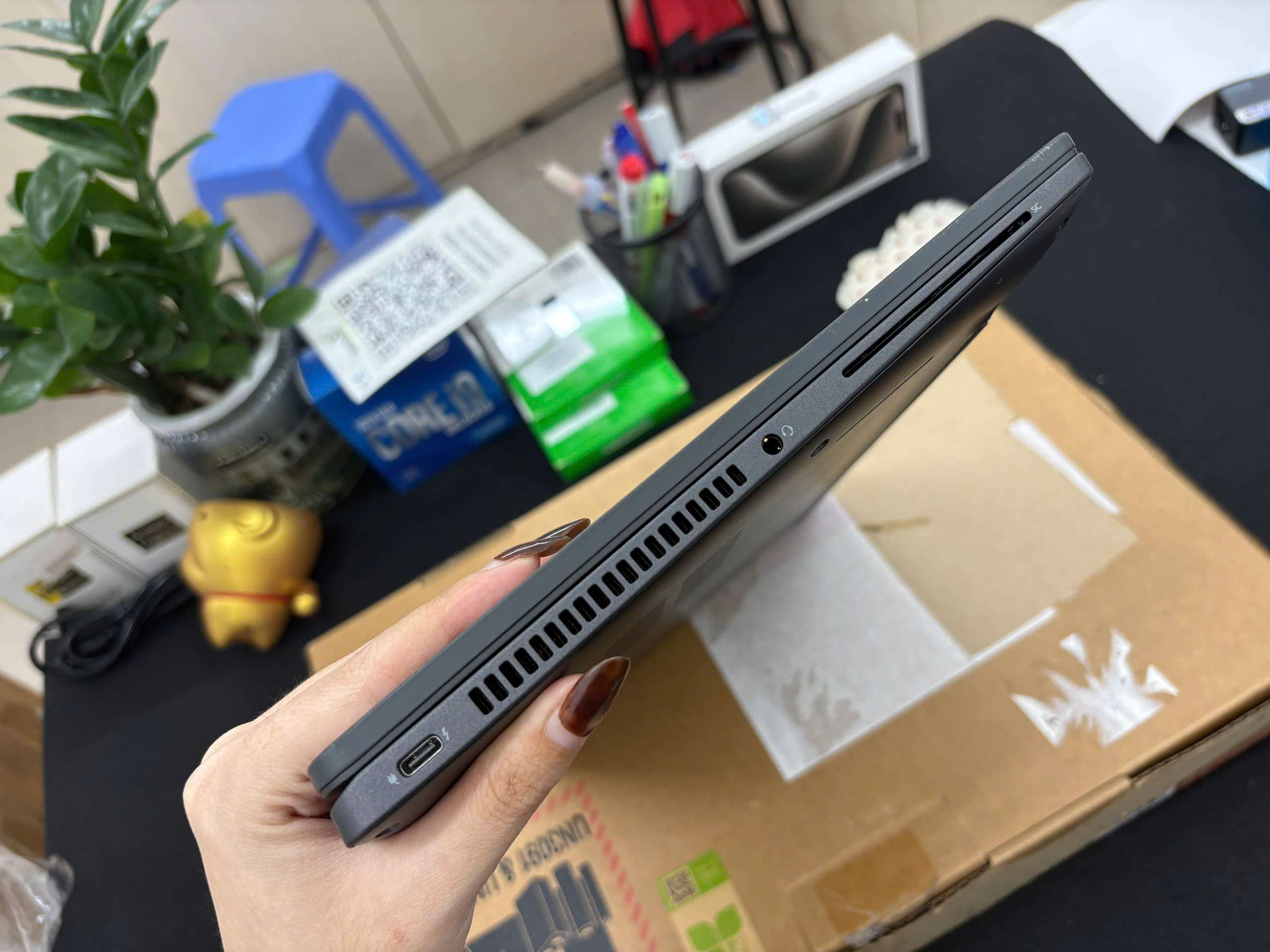 Dell Latitude 7430