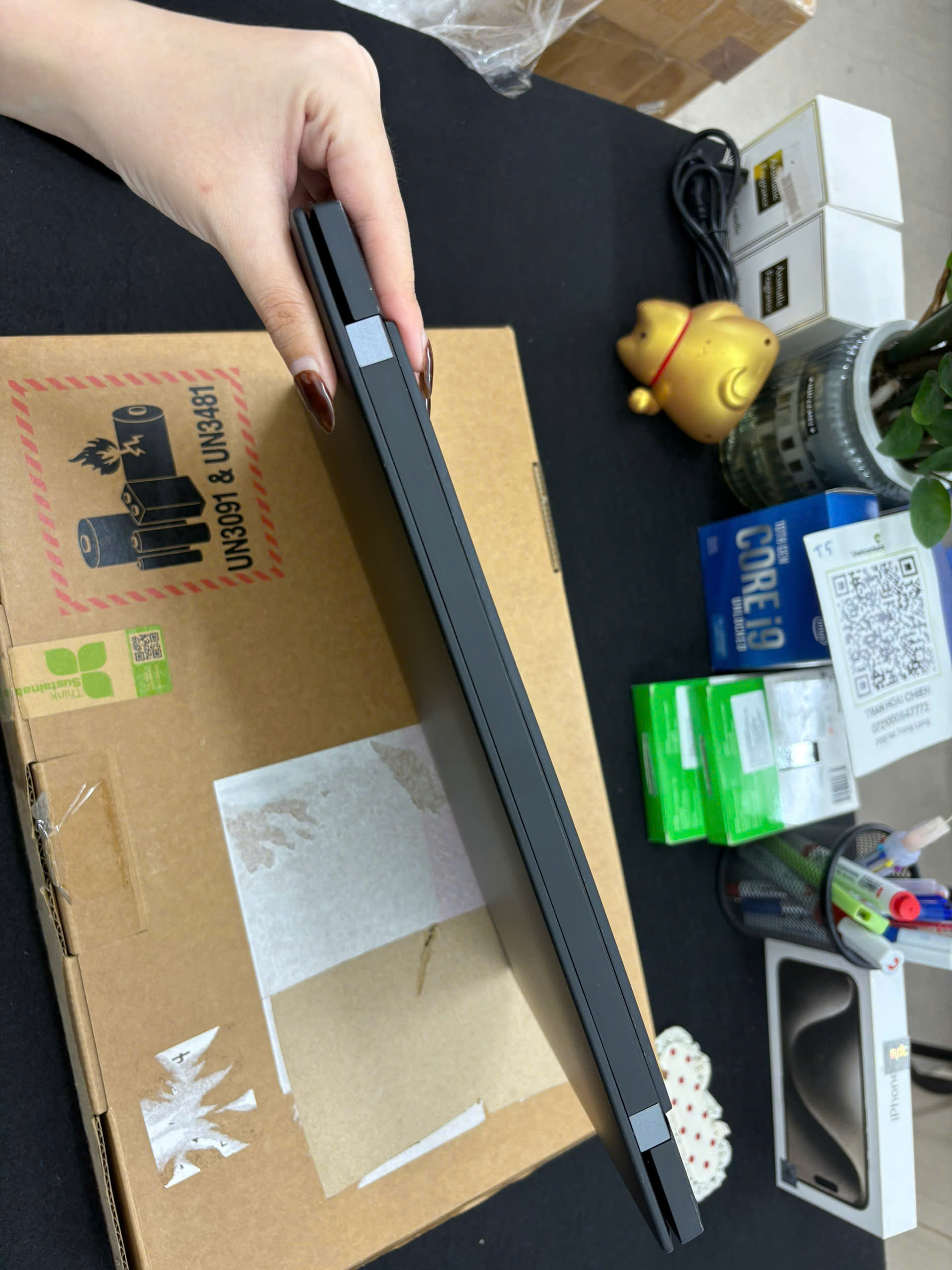 Thinkpad X1 Carbon G9