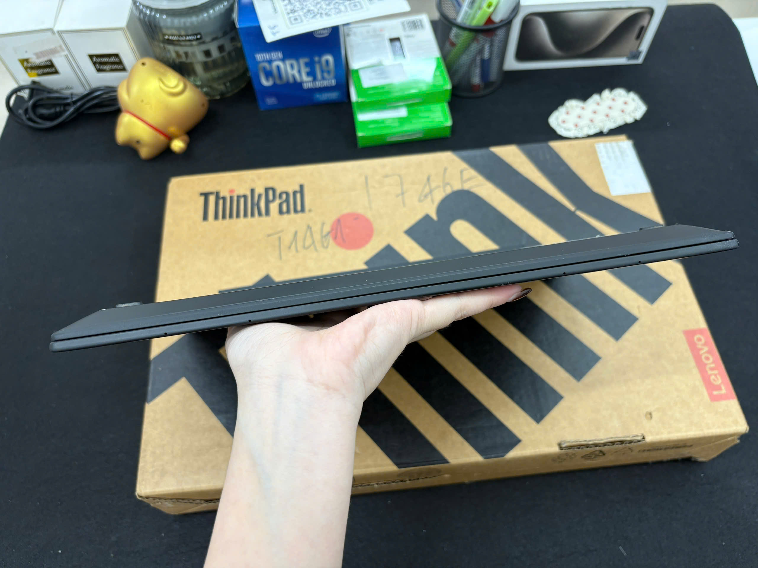 Thinkpad X1 Carbon G9