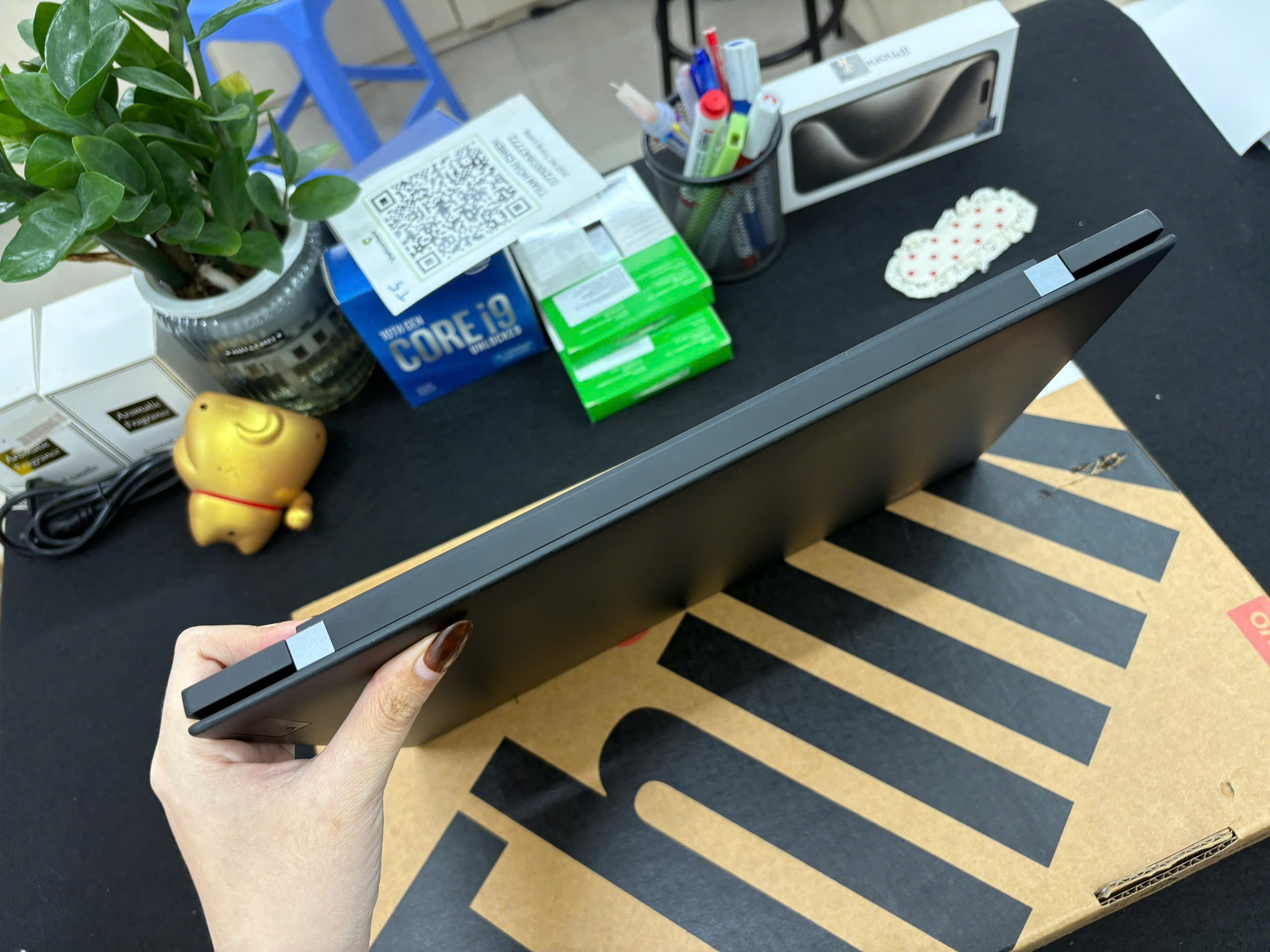 Thinkpad X1 Carbon G9