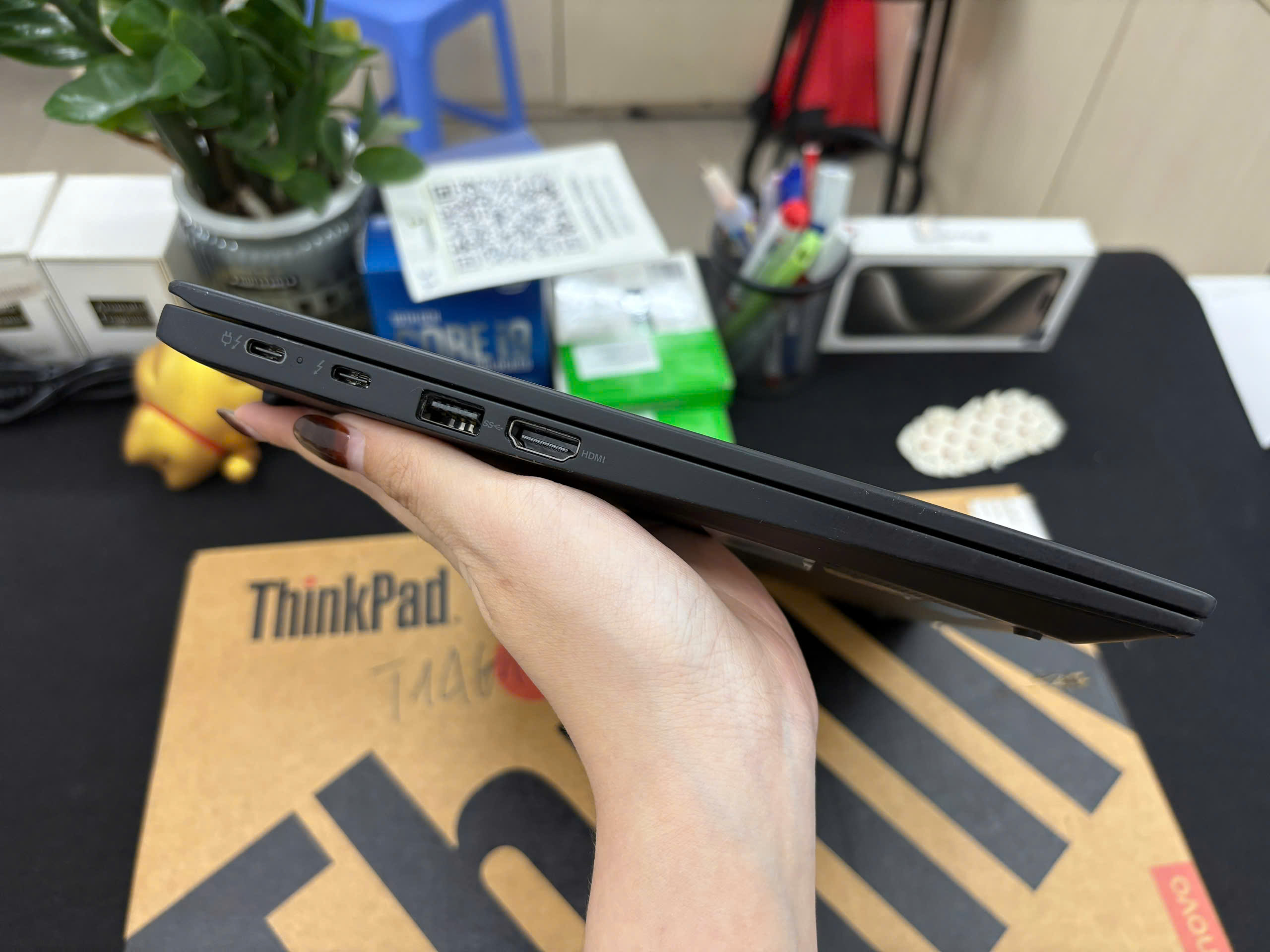 Thinkpad X1 Carbon G9
