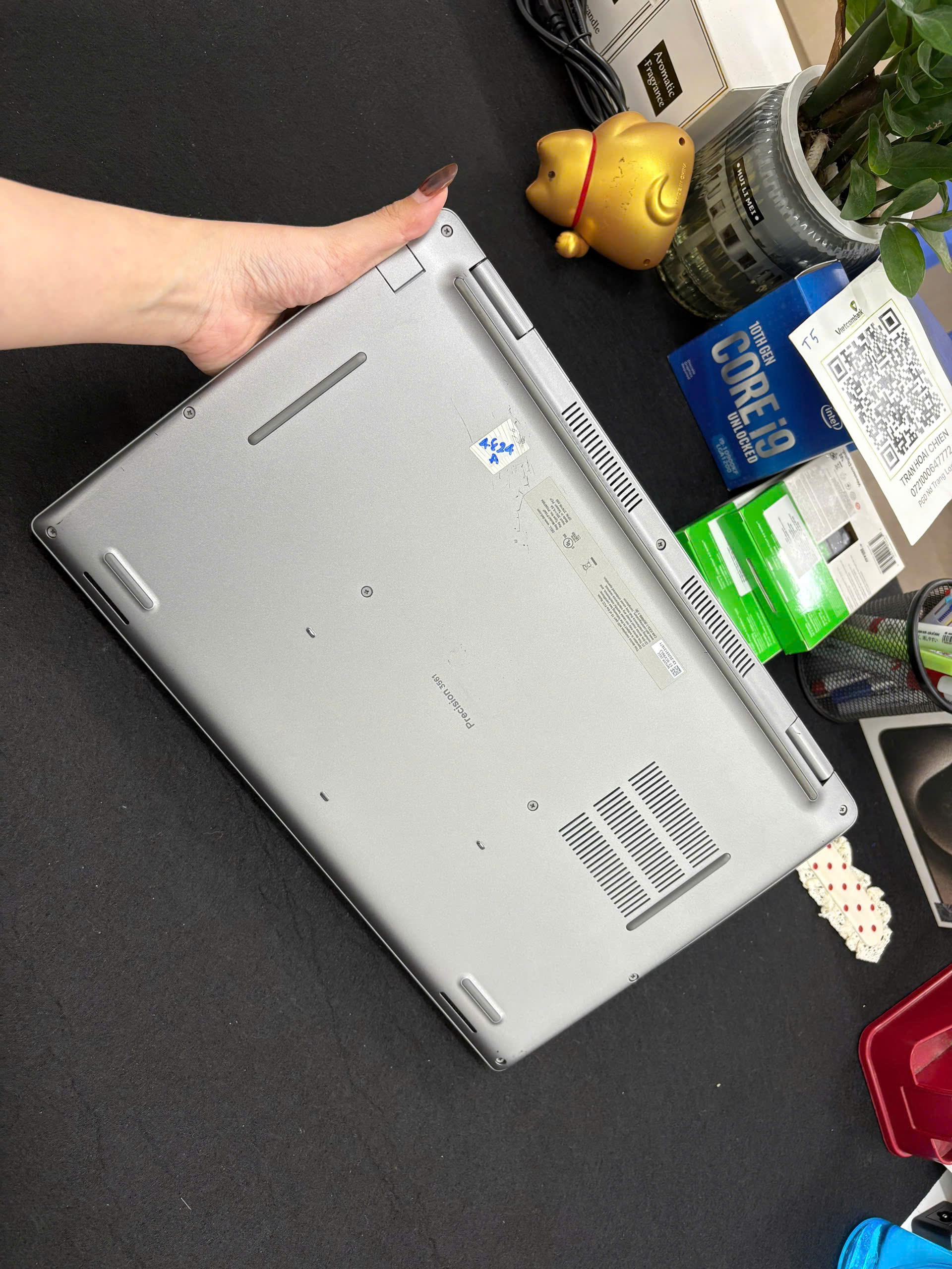 Dell Precision 3561