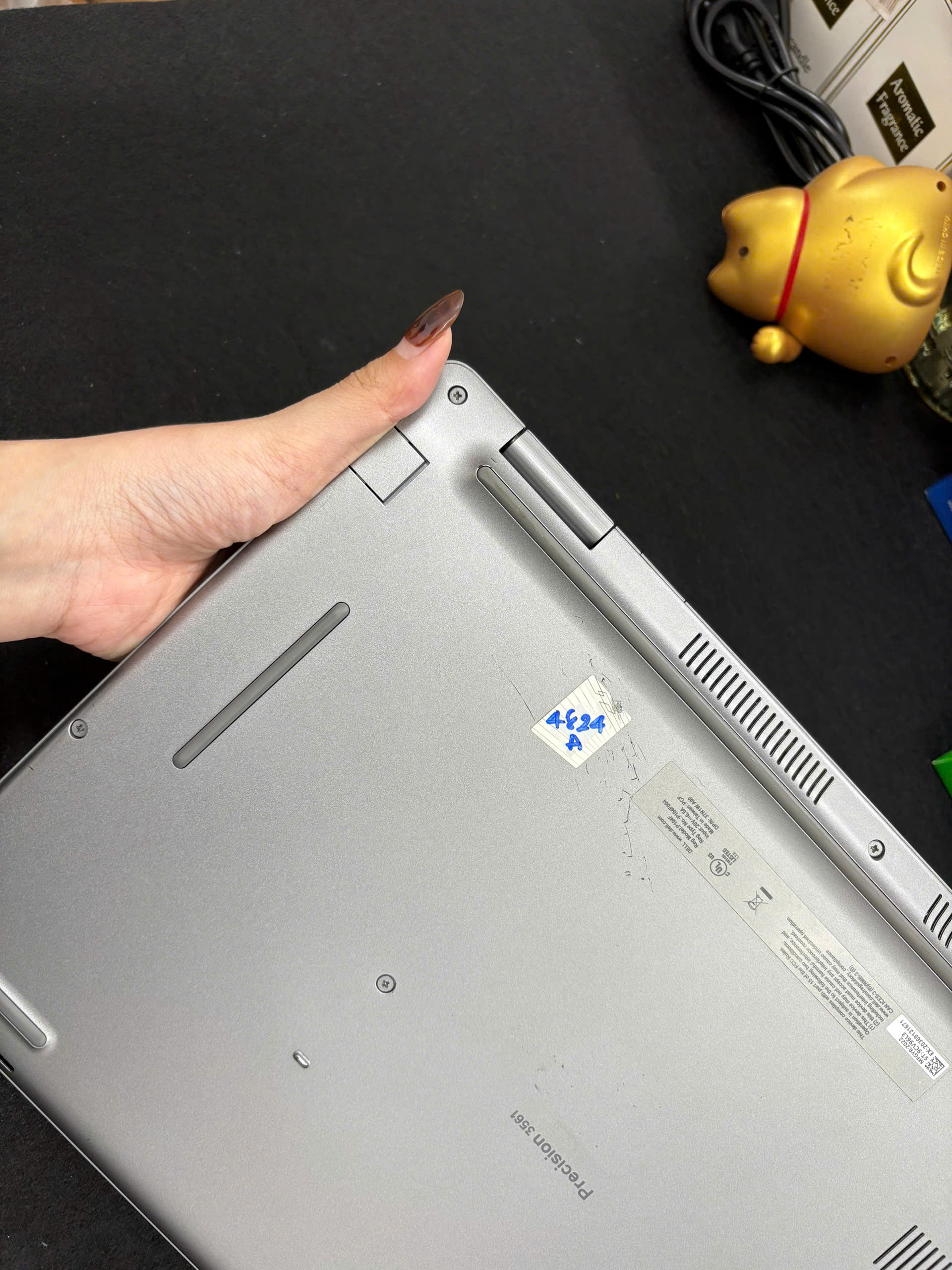Dell Precision 3561