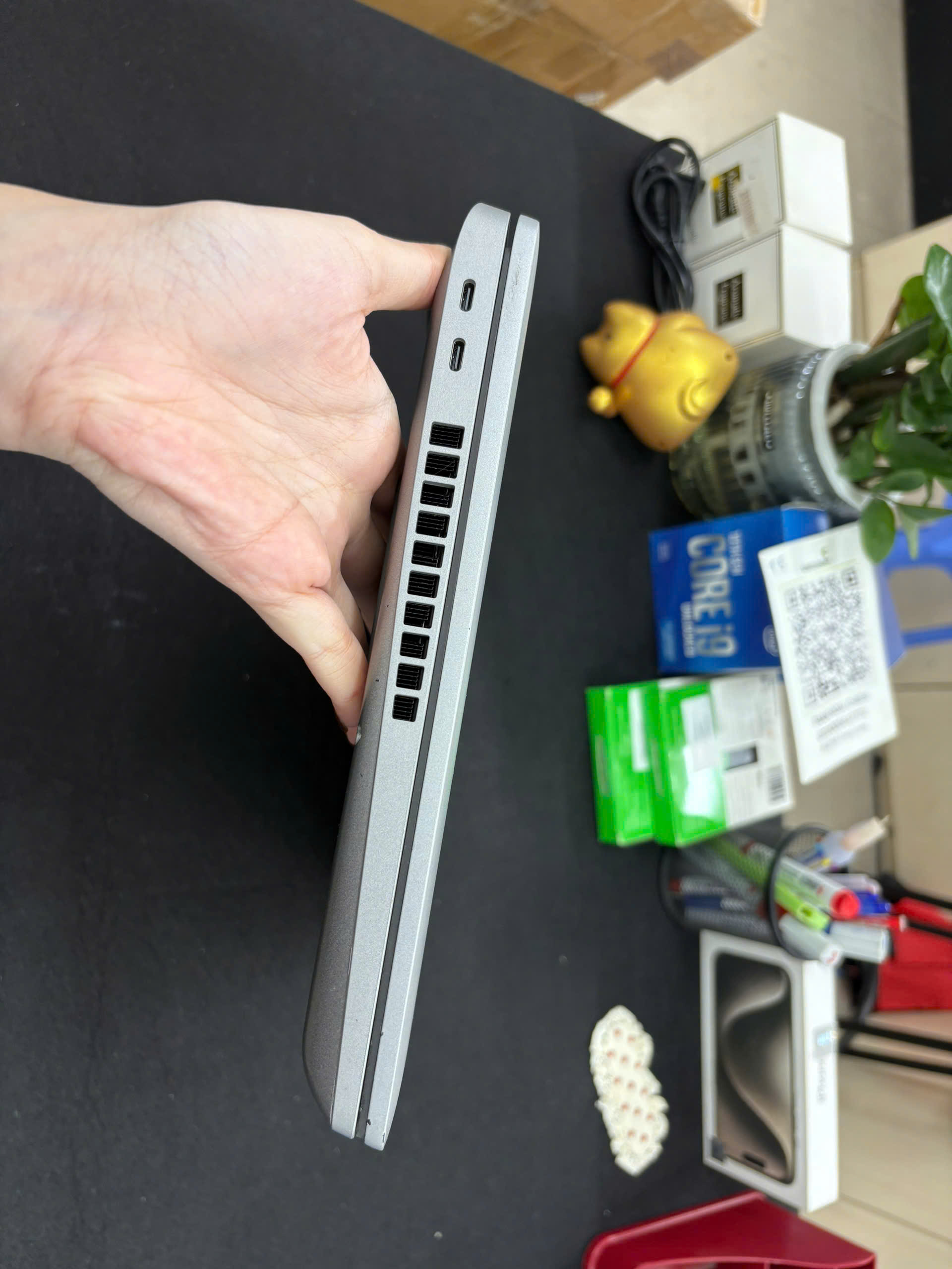 Dell Precision 3561
