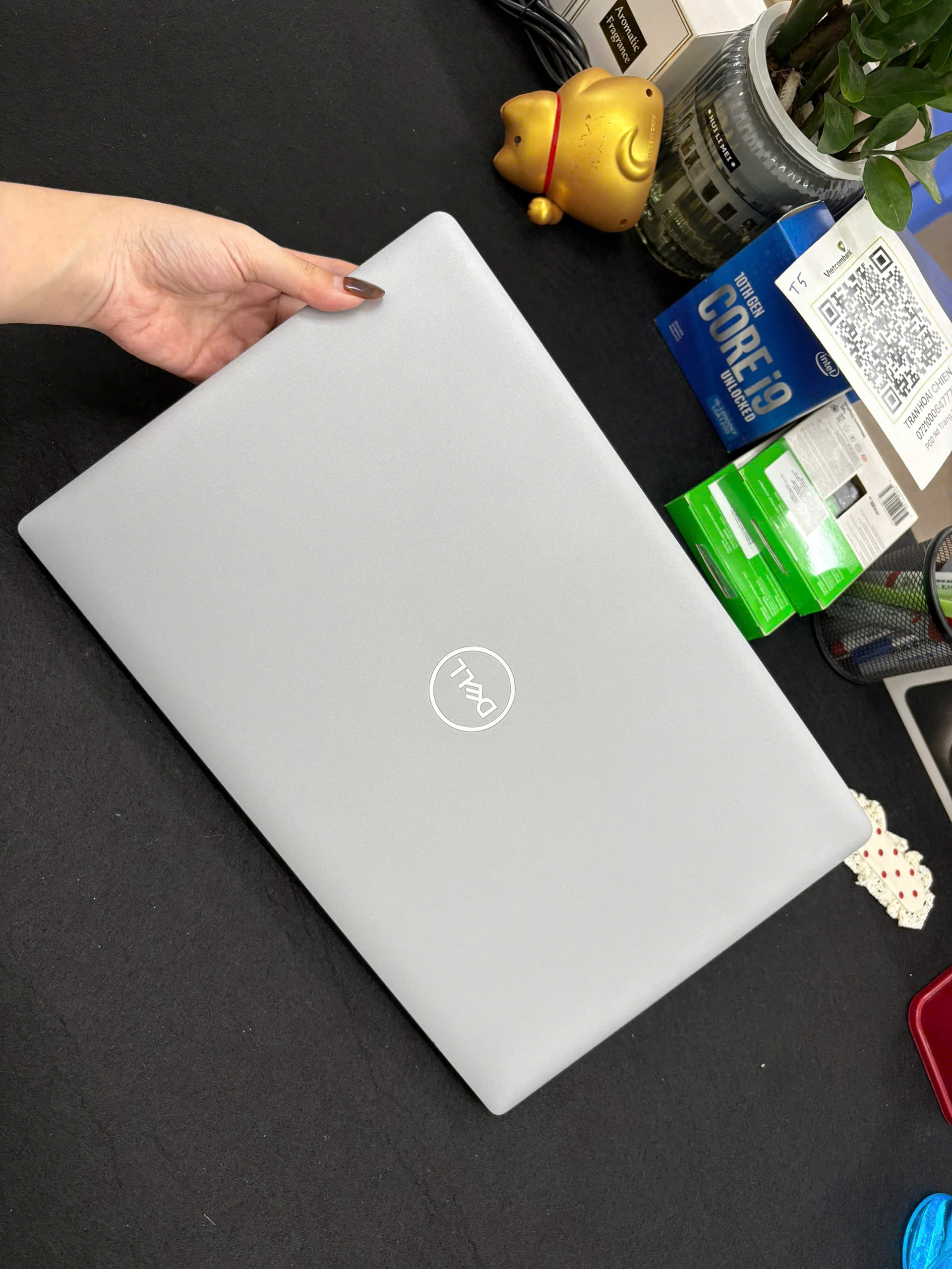 Dell Precision 3561