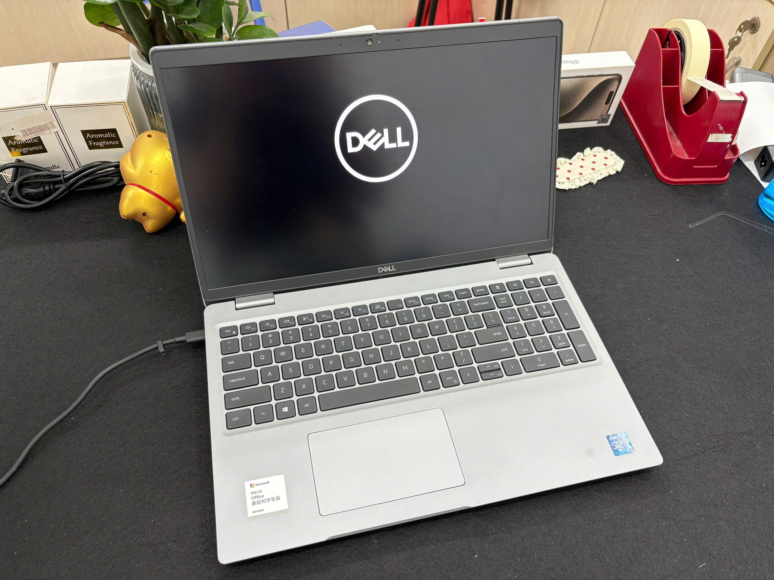 Dell Precision 3561