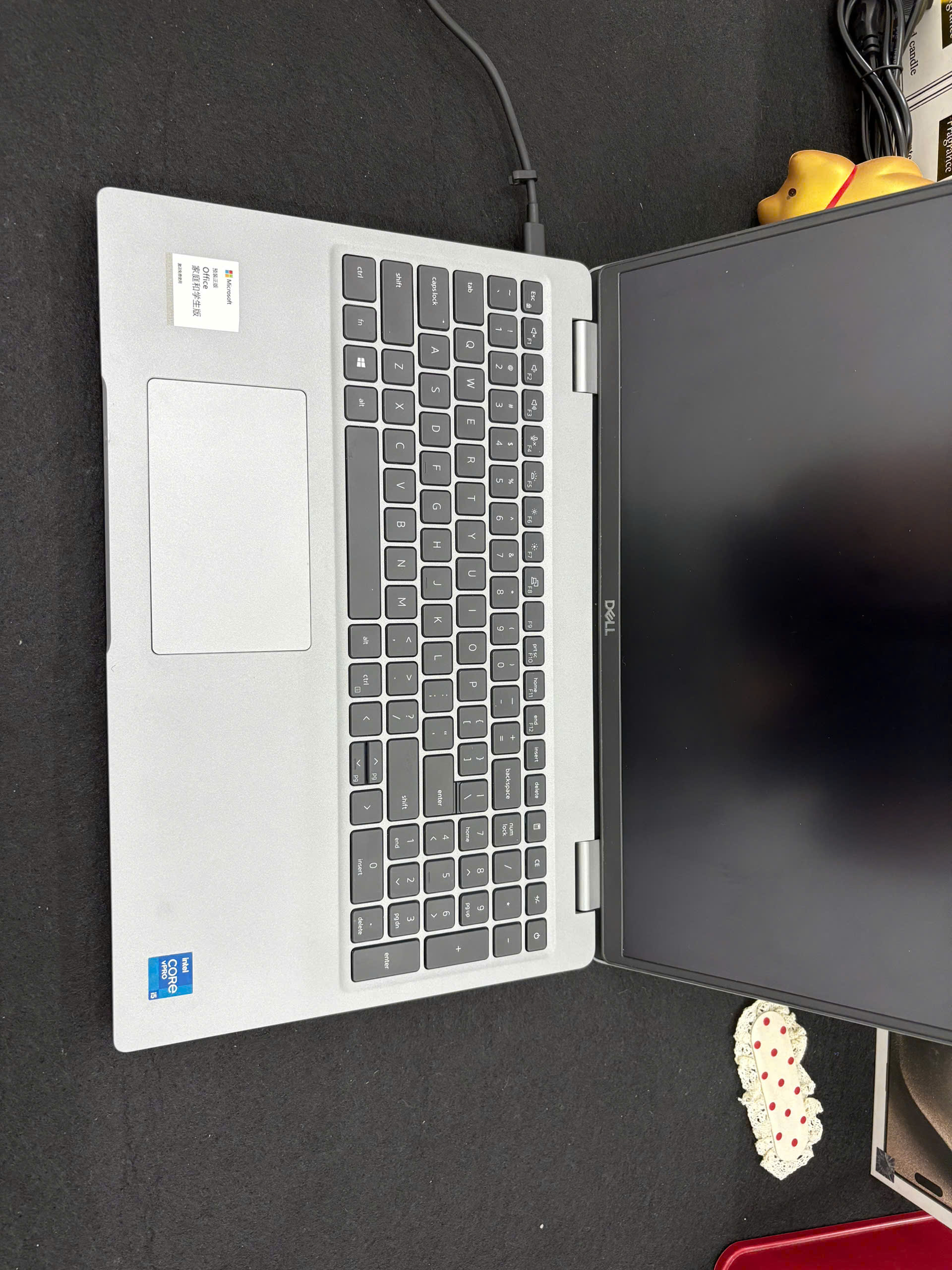 Dell Precision 3561