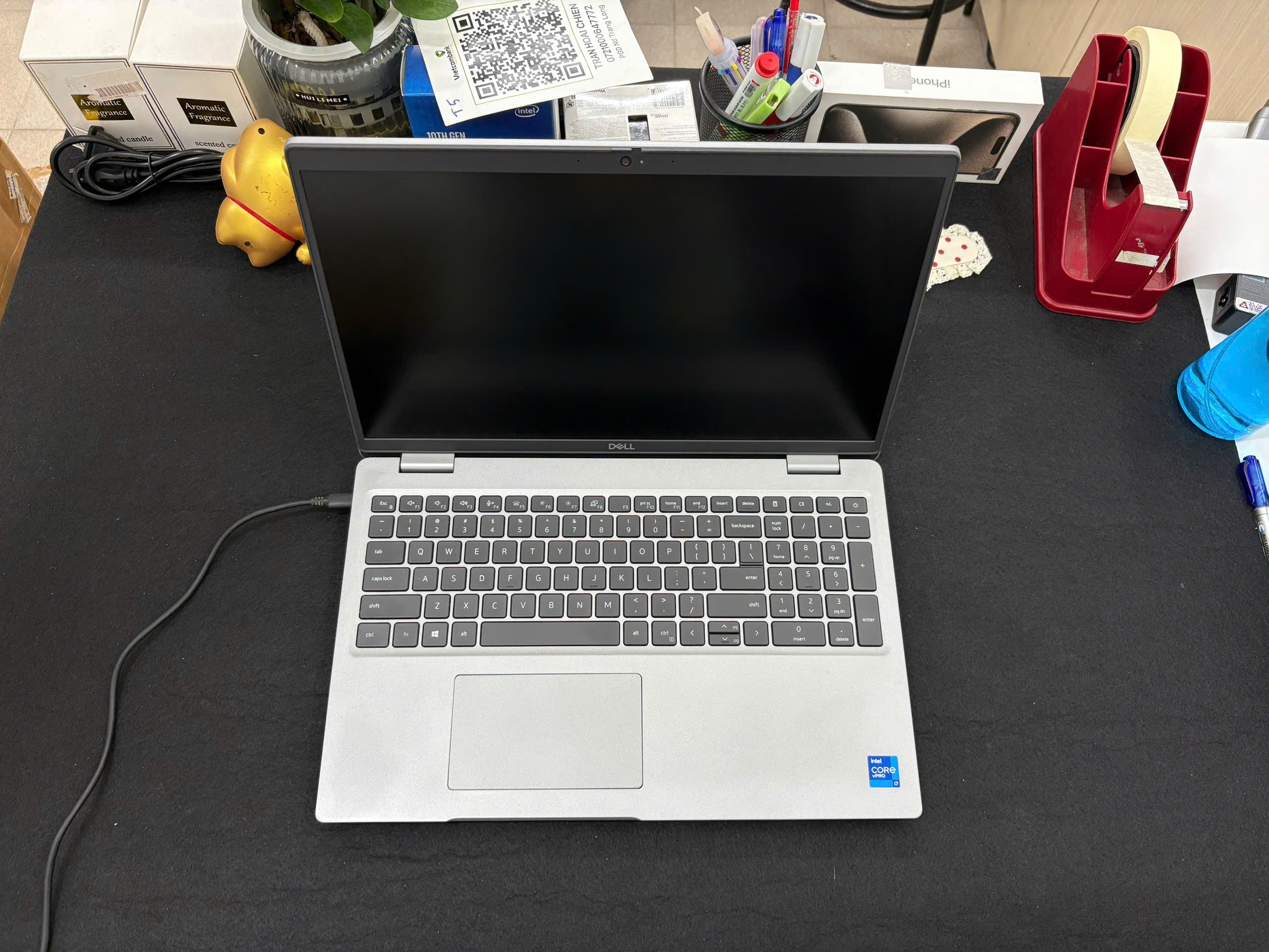 Dell Precision 3561