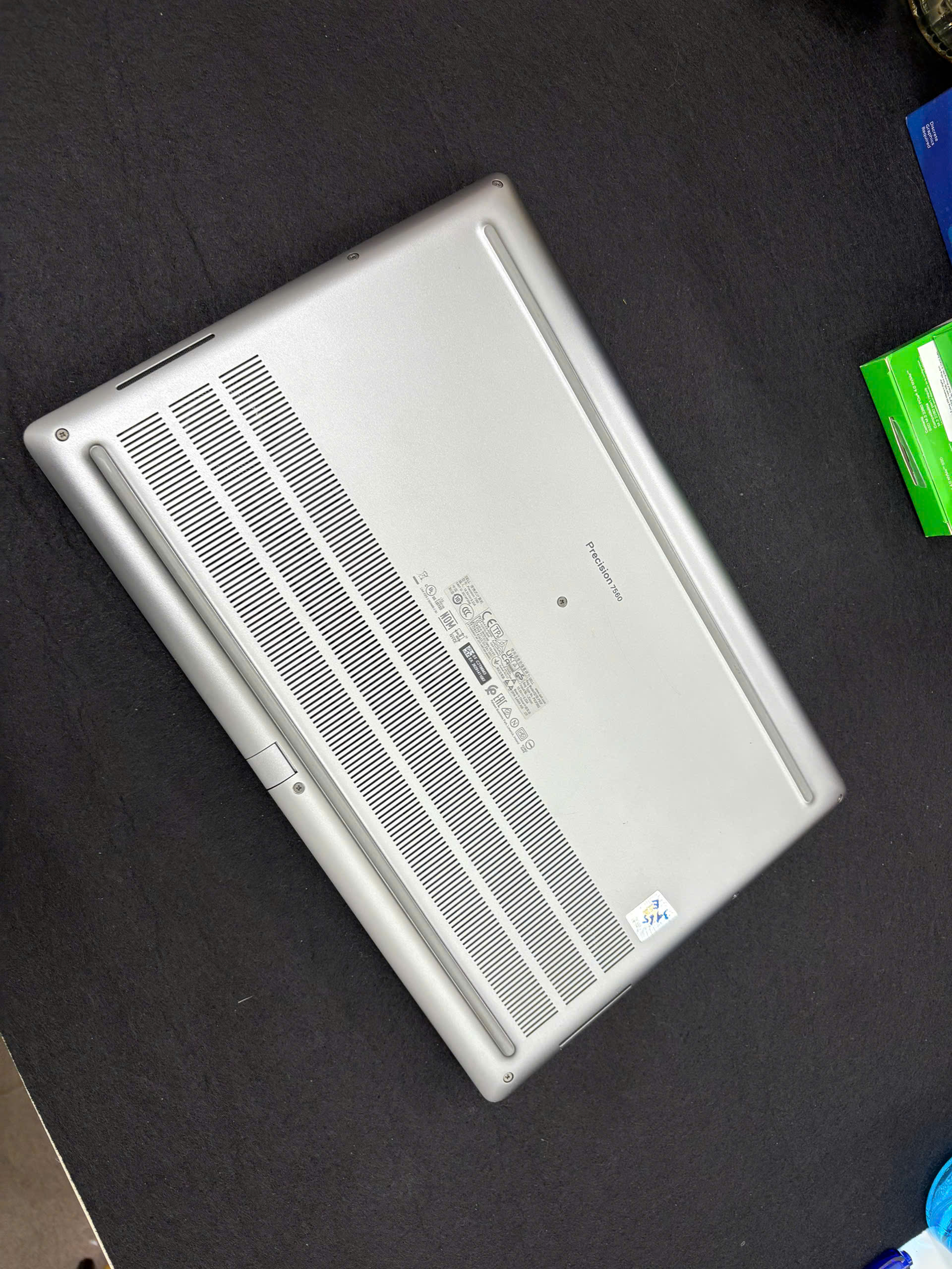 Dell Precision 7560