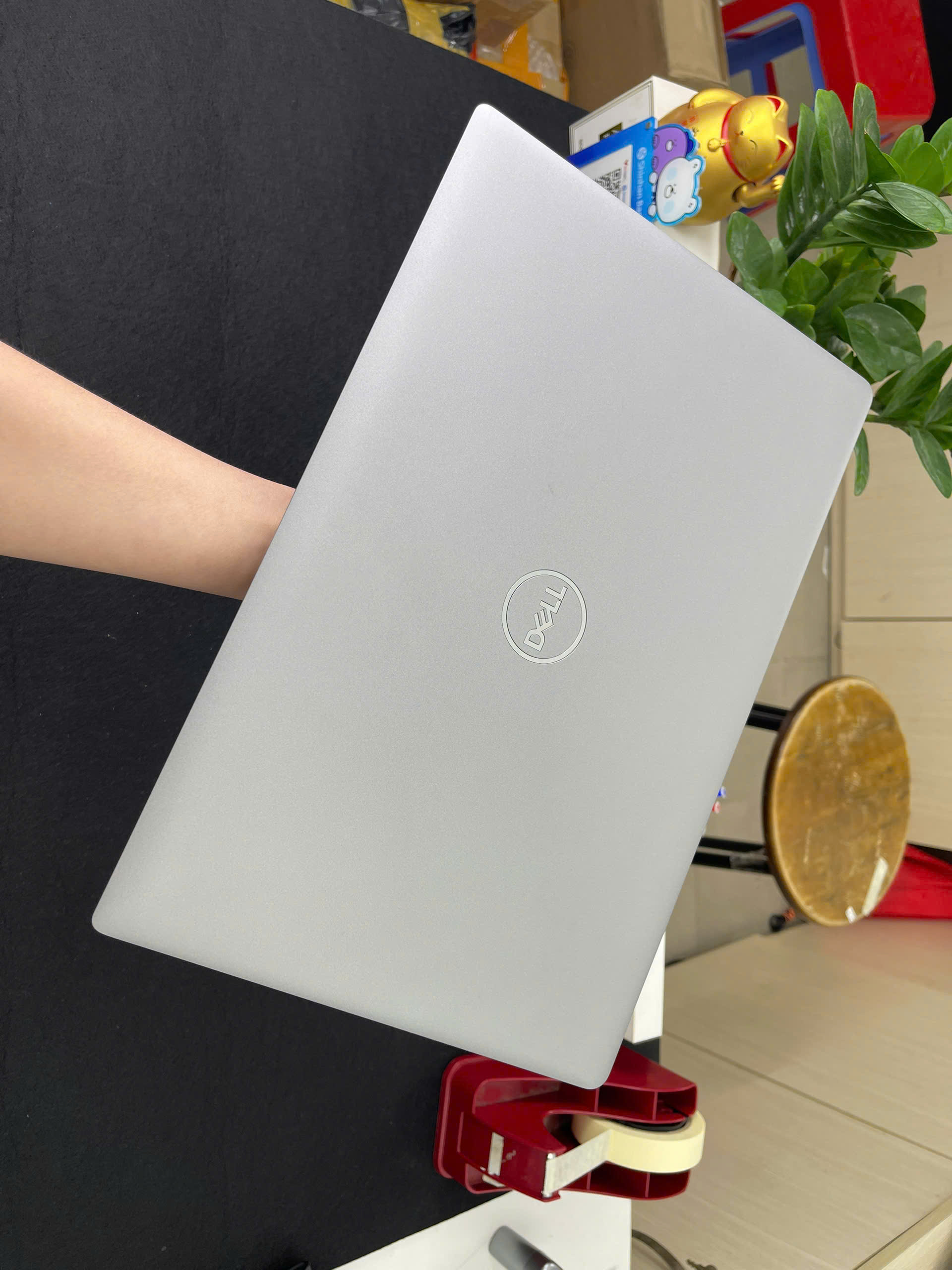 Dell Precision 3571