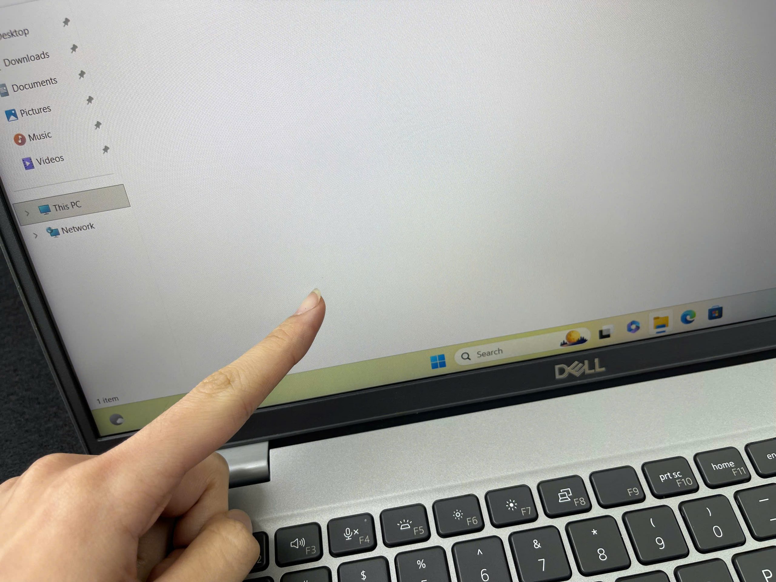 Dell Precision 3570