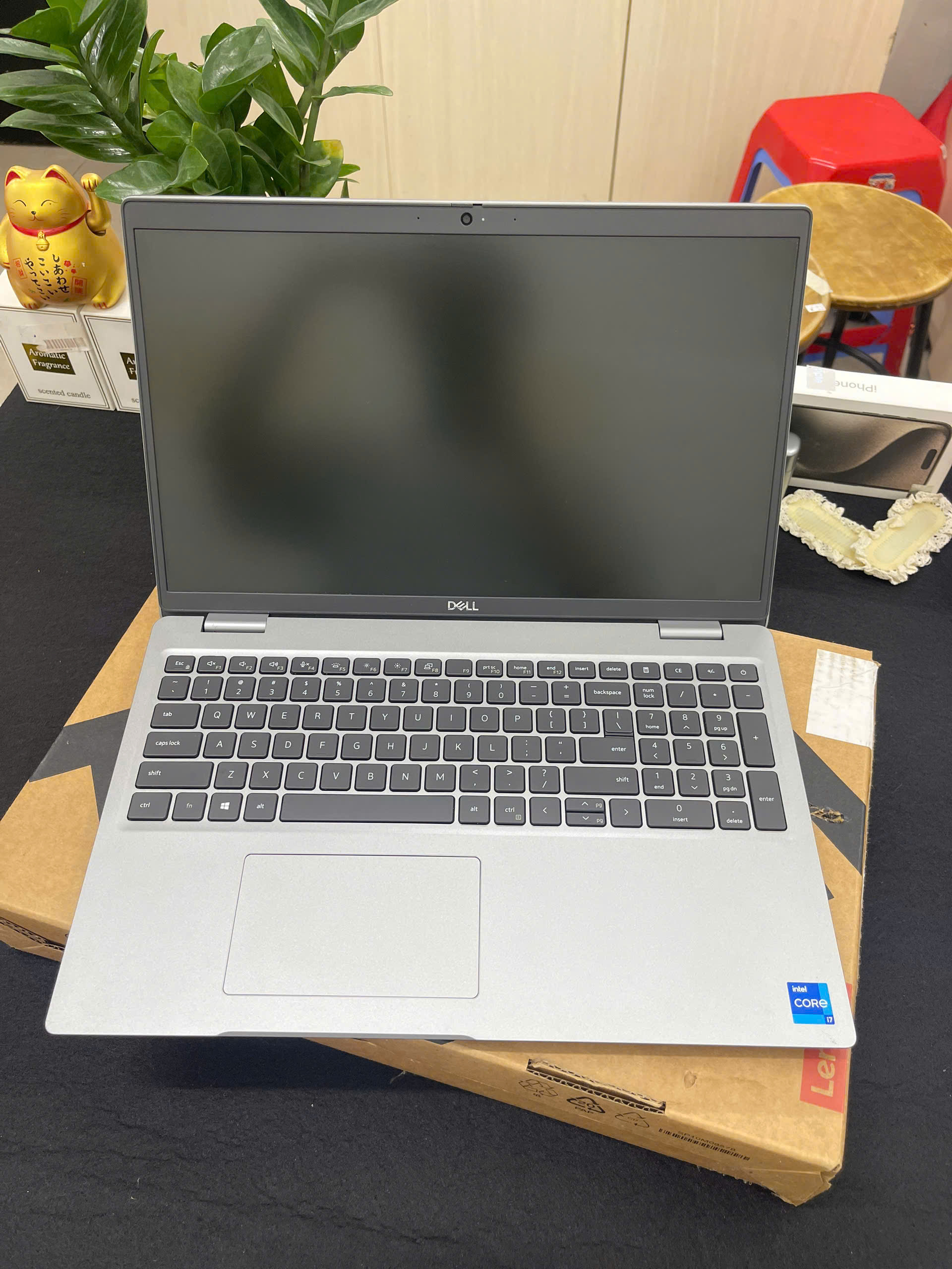 Dell Precision 3561