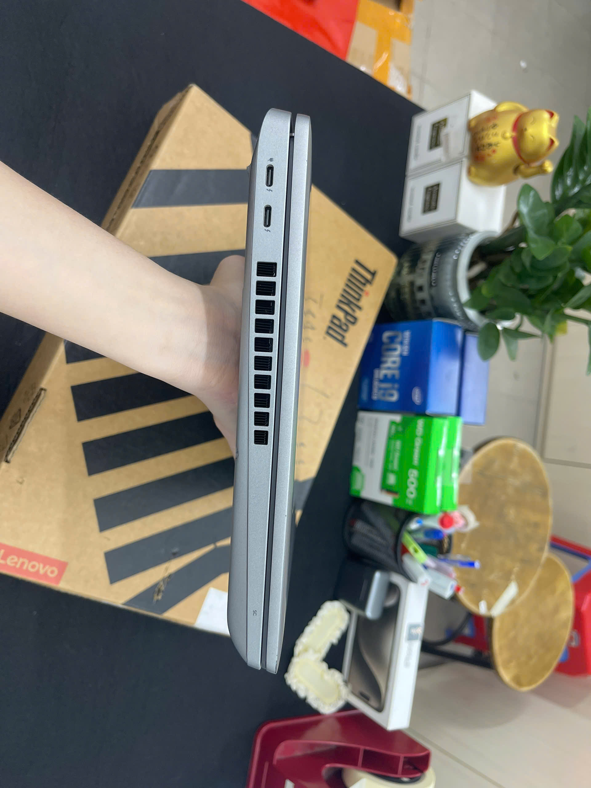 Dell Precision 3561