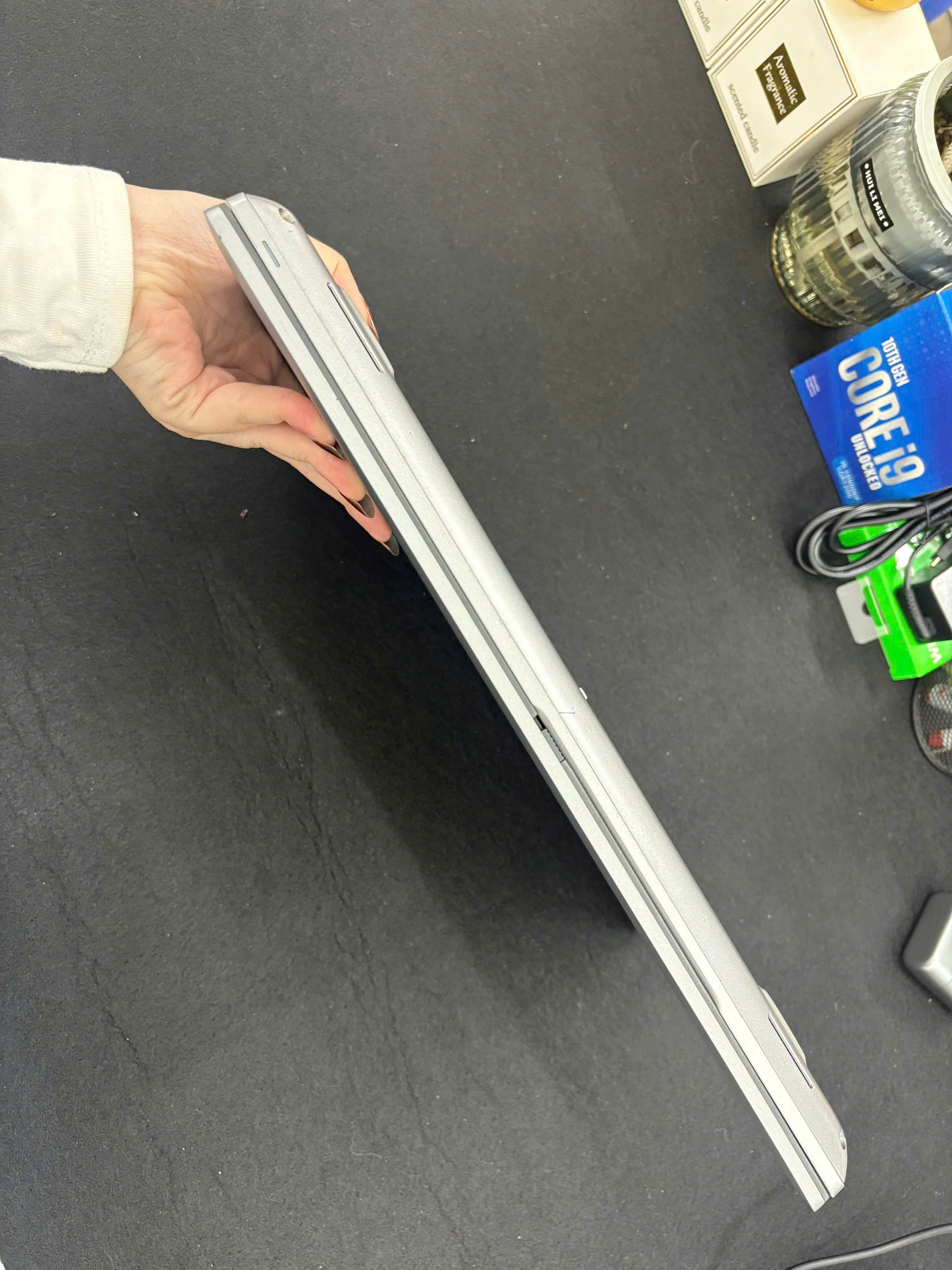 Dell Precision 3561