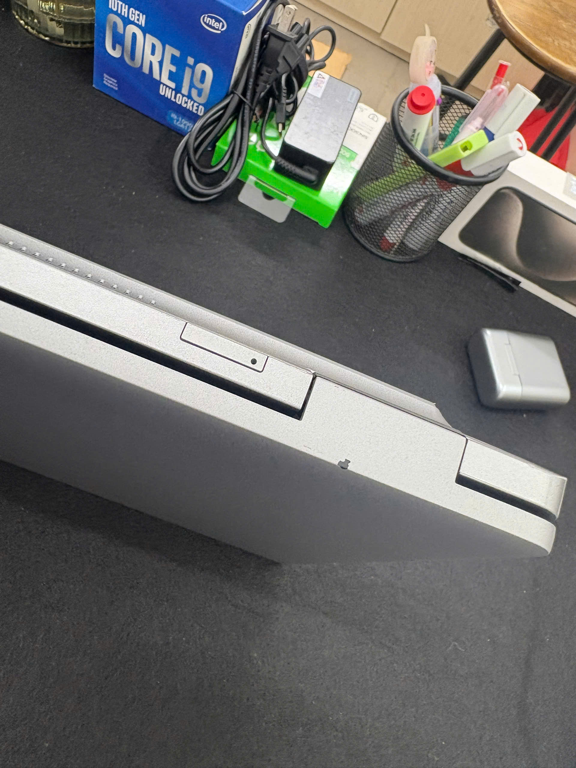Dell Precision 3561