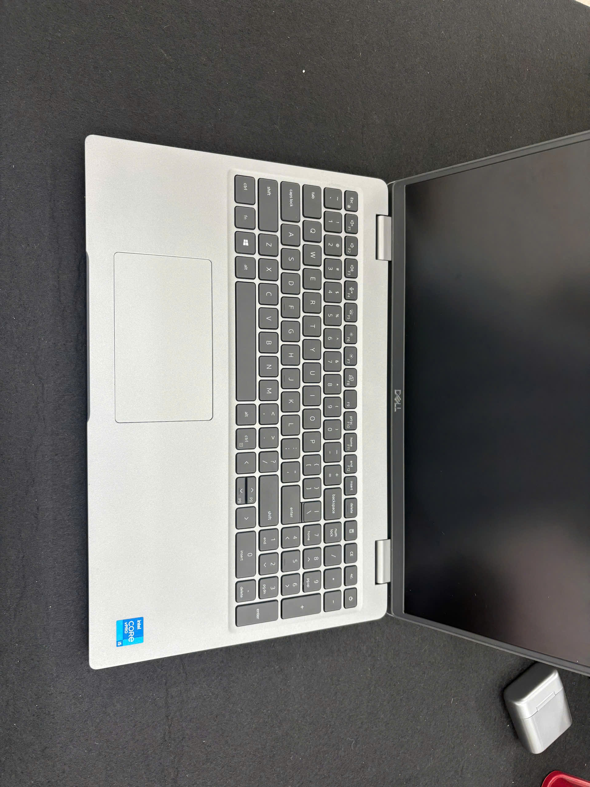 Dell Precision 3561