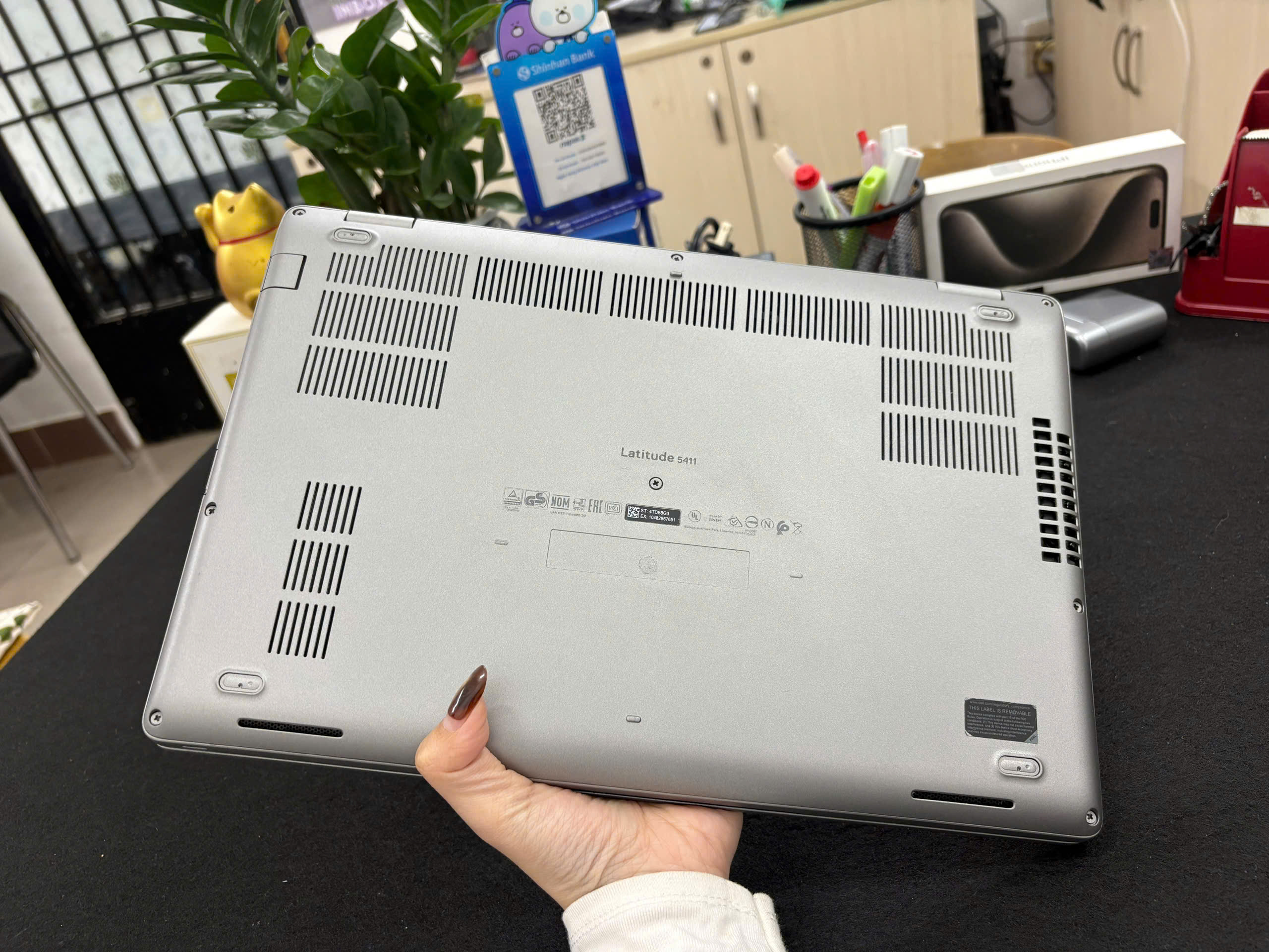 Dell Latitude 5411