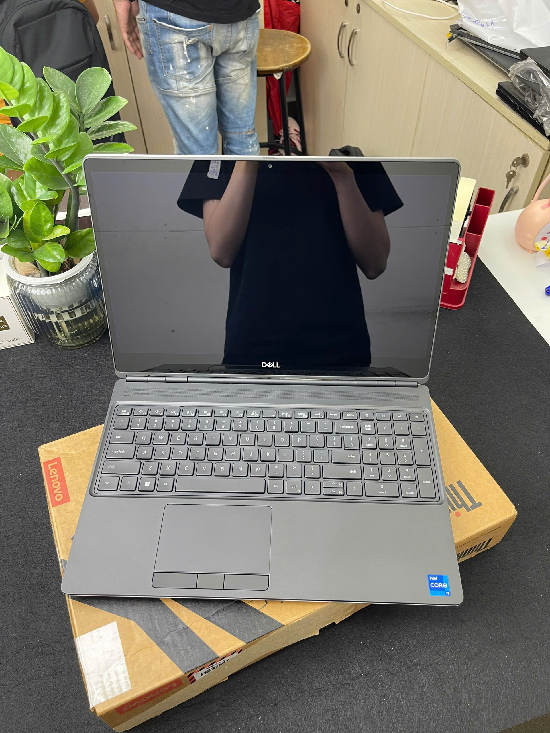 Dell Precision 7560
