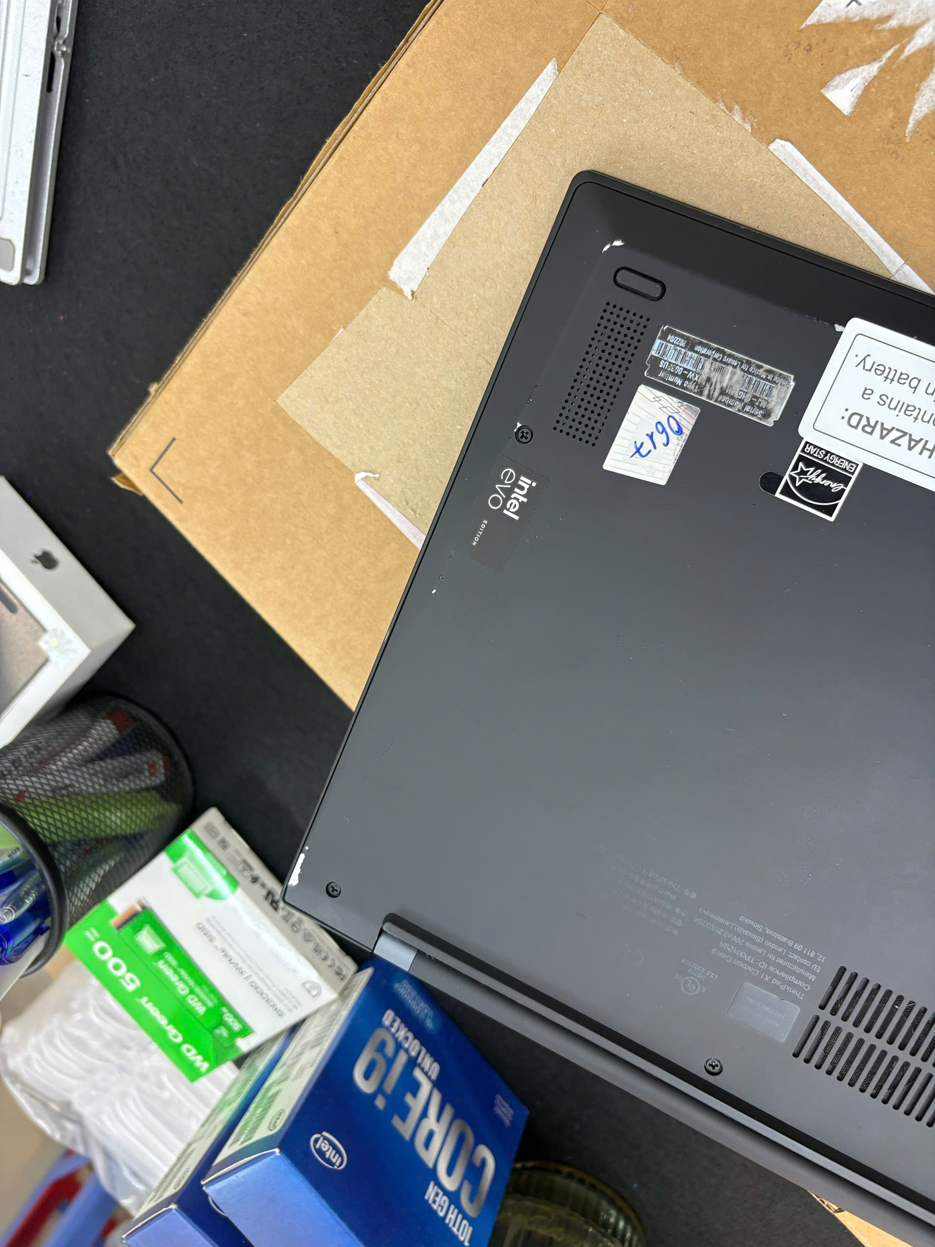 Thinkpad X1 Carbon G9