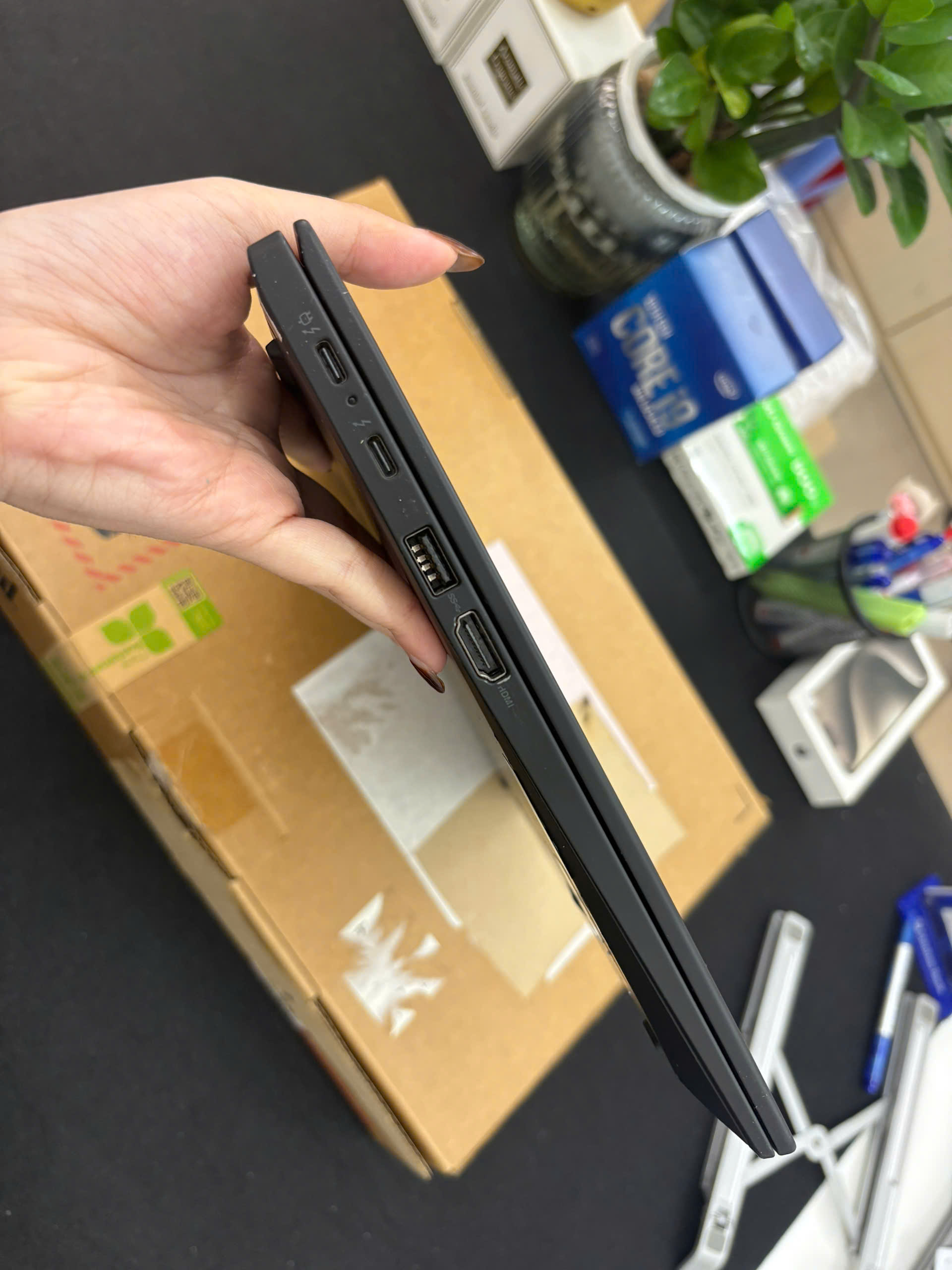 Thinkpad X1 Carbon G9