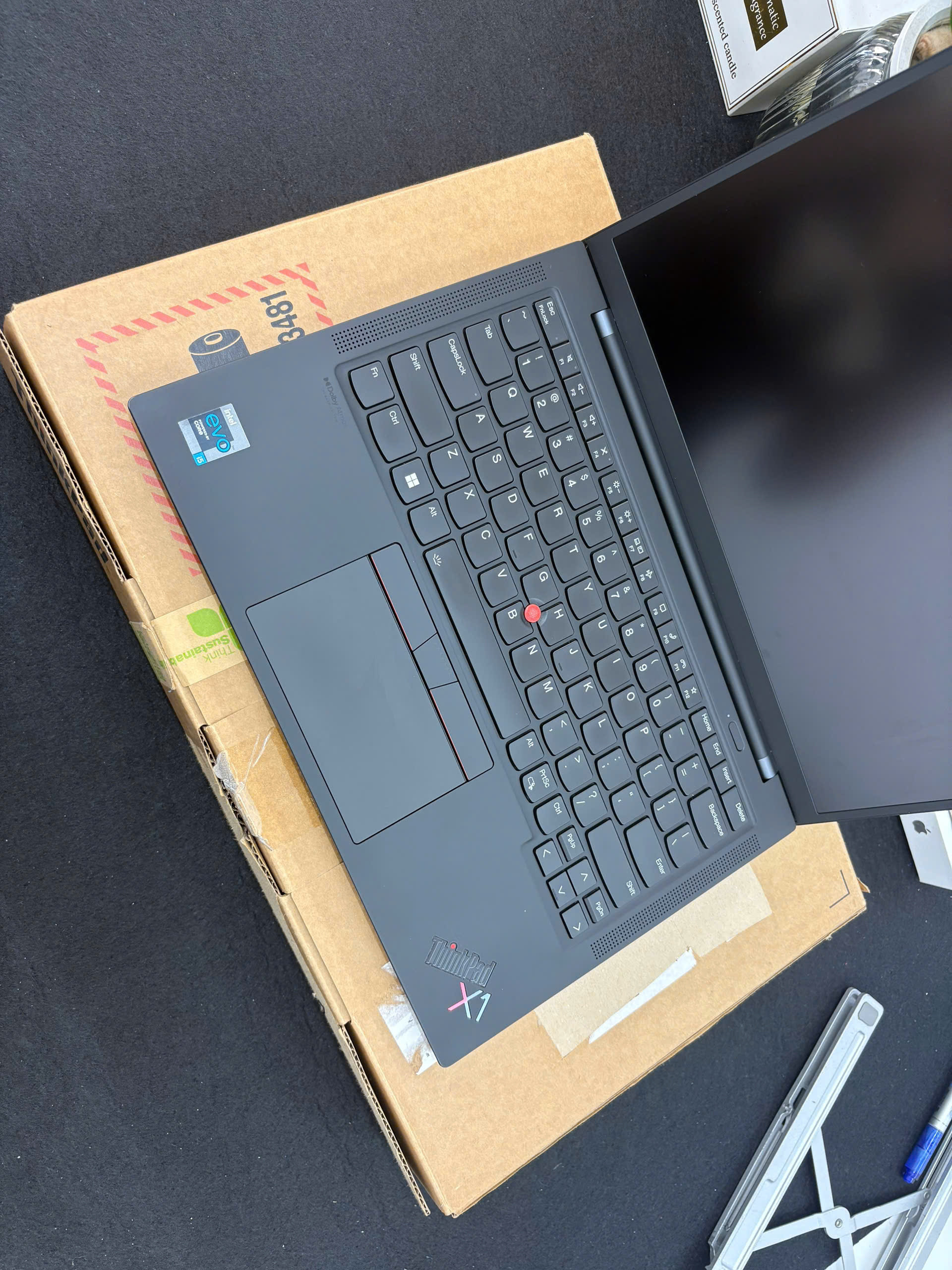 Thinkpad X1 Carbon G9