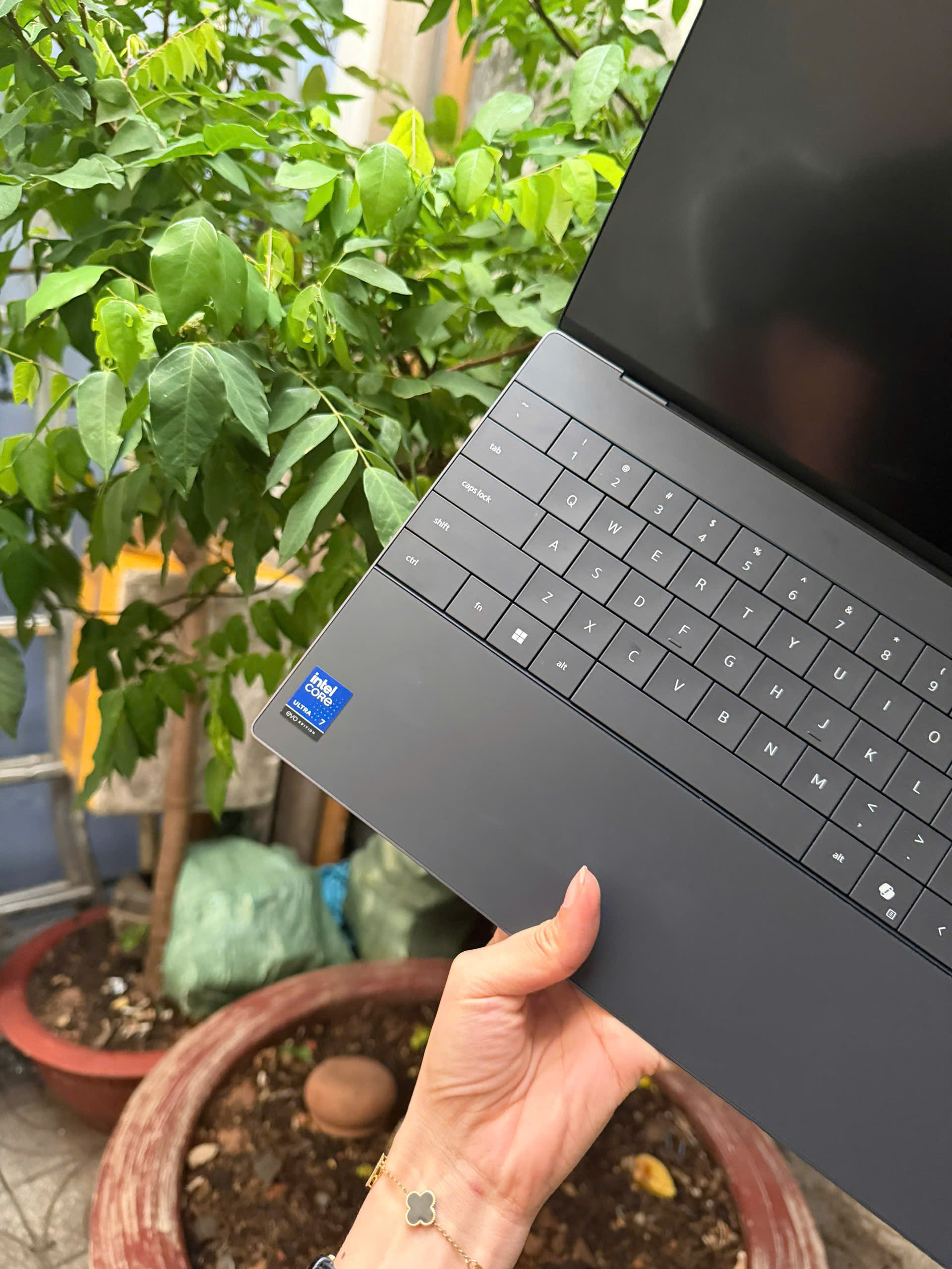 Dell XPS 9350