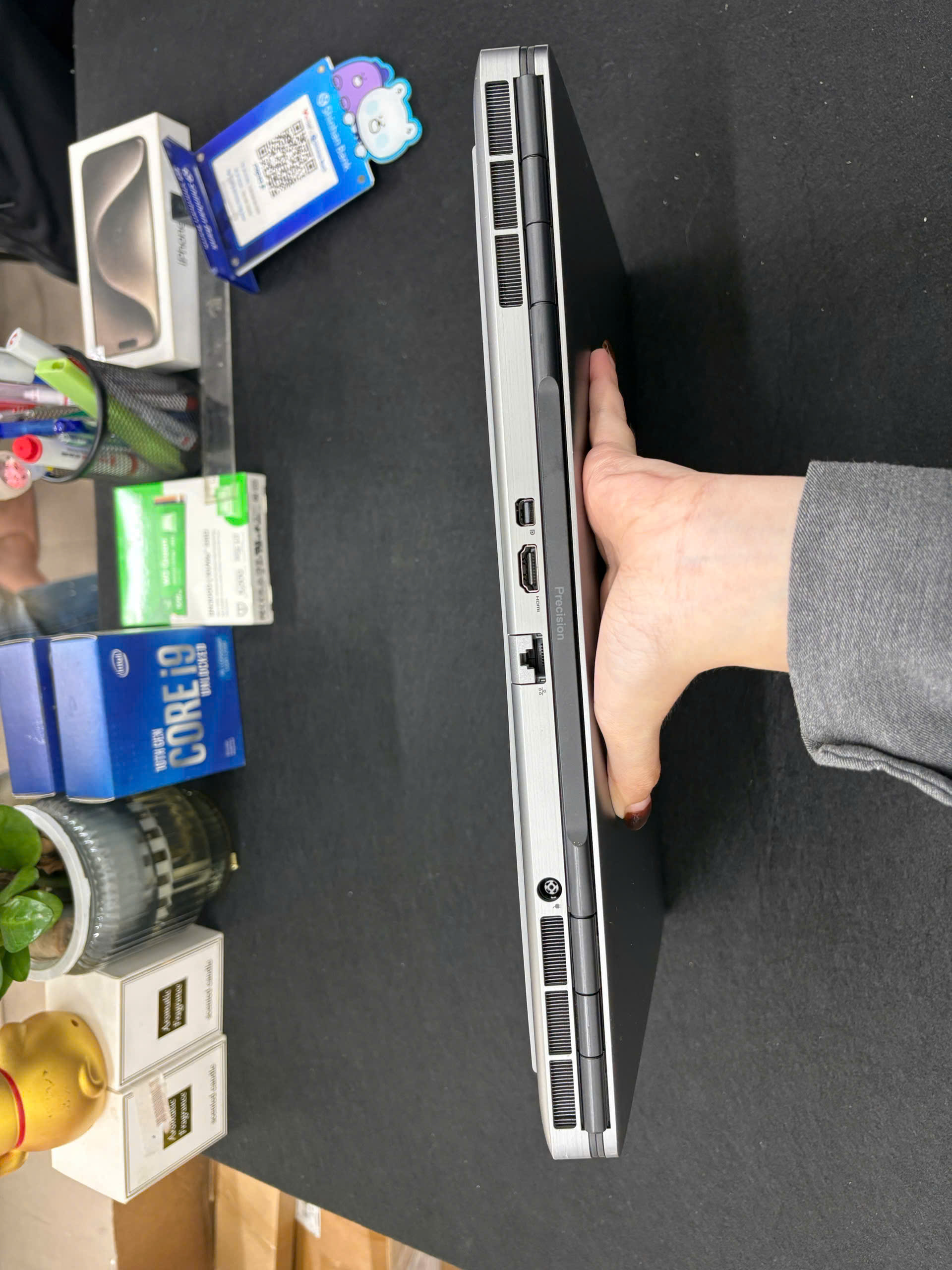 Dell Precision 7560