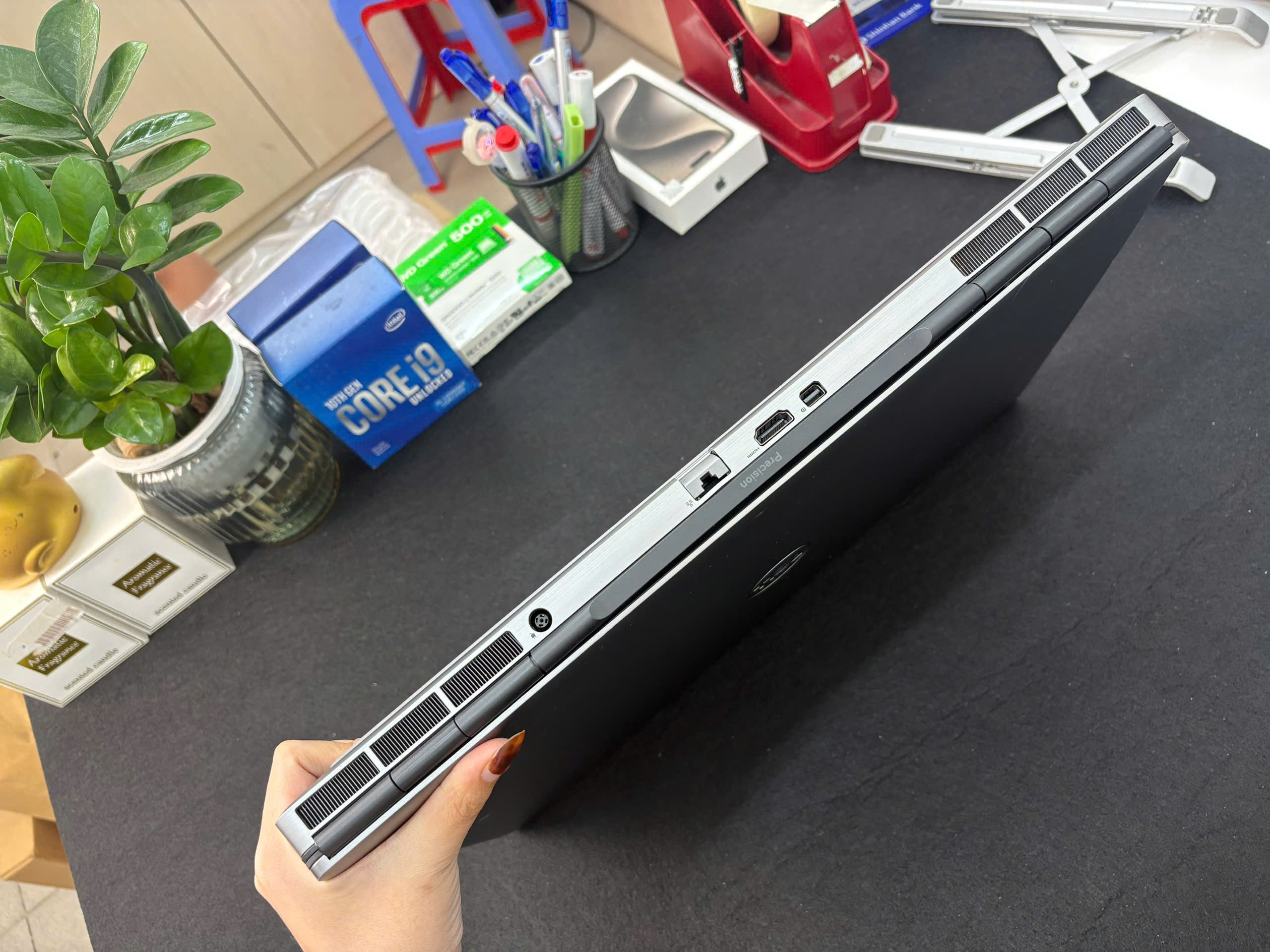 Dell Precision 7750