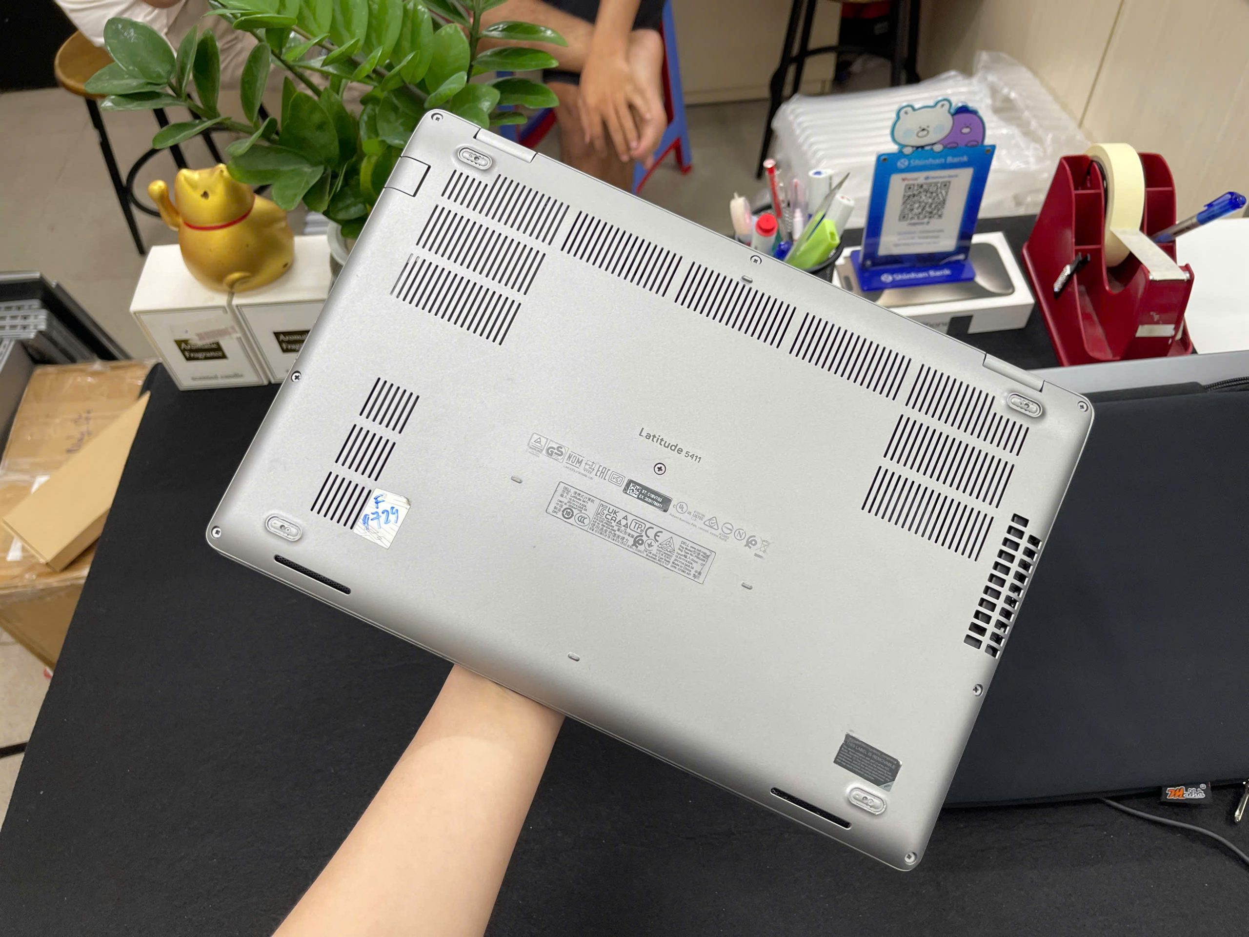 Dell Latitude 5411