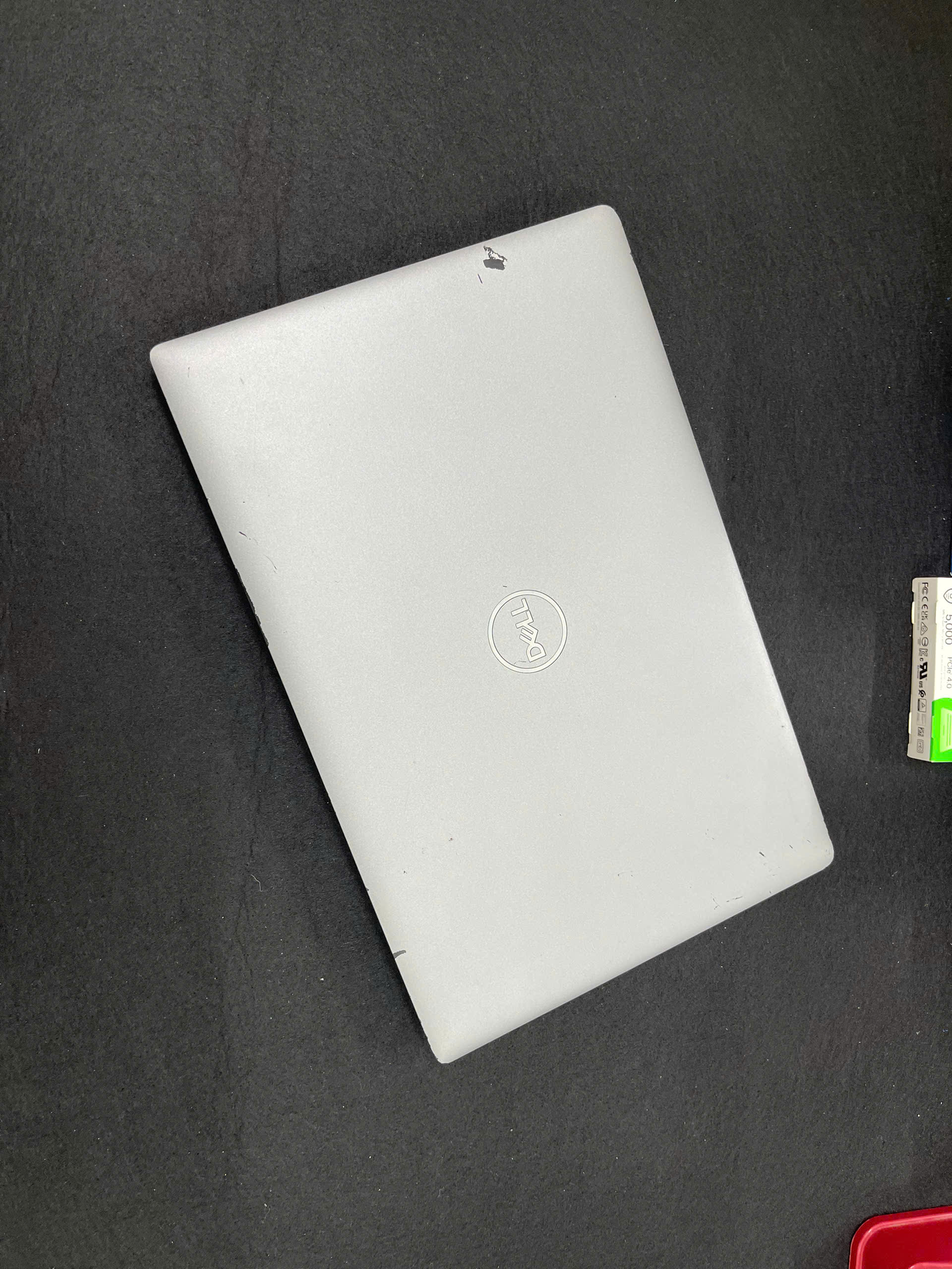 Dell Precision 3561