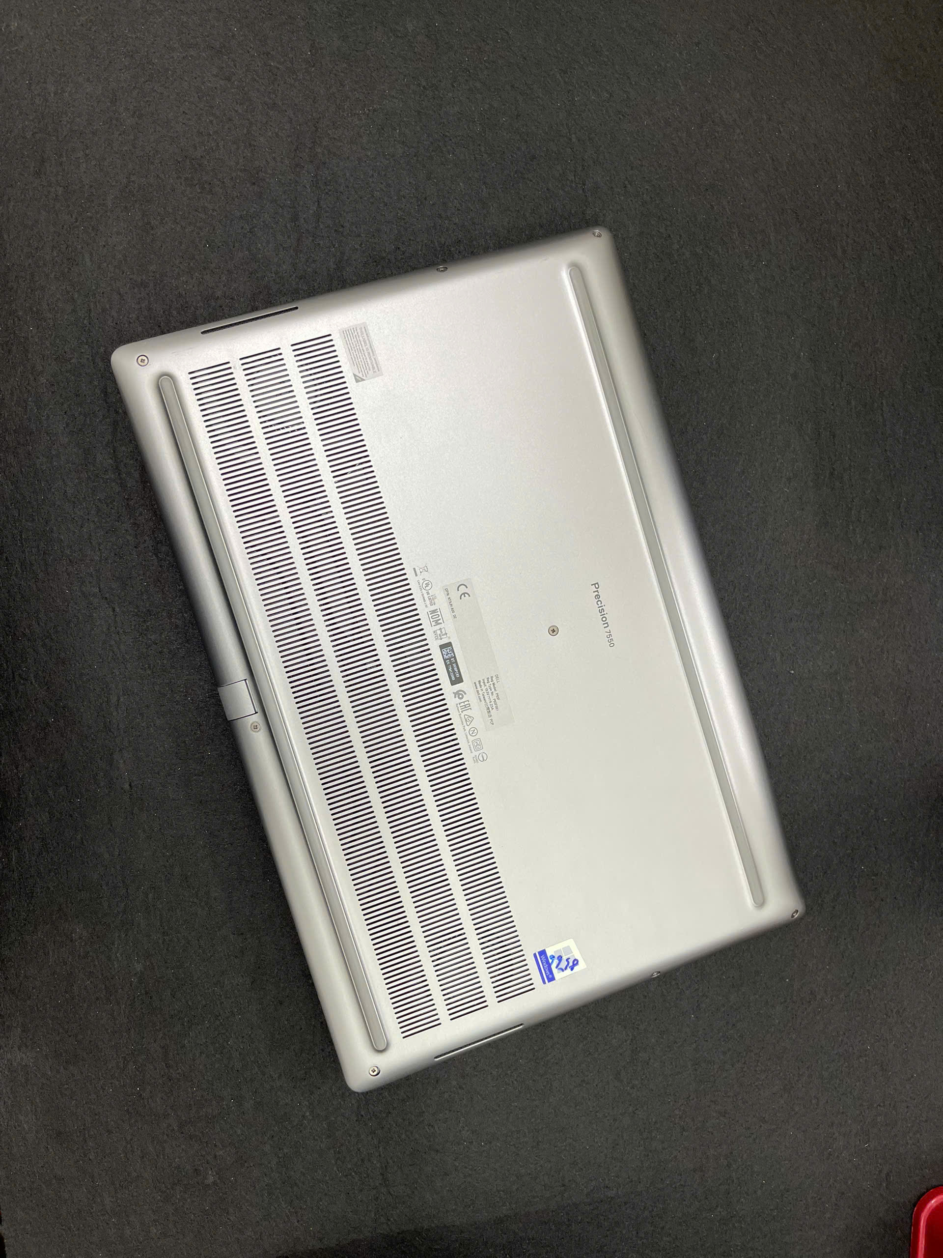 Dell Precision 7550