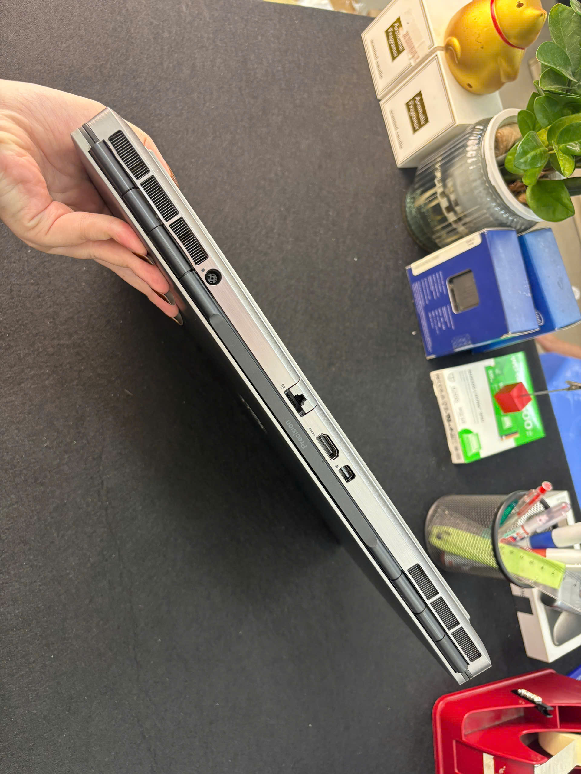 Dell Precision 7560