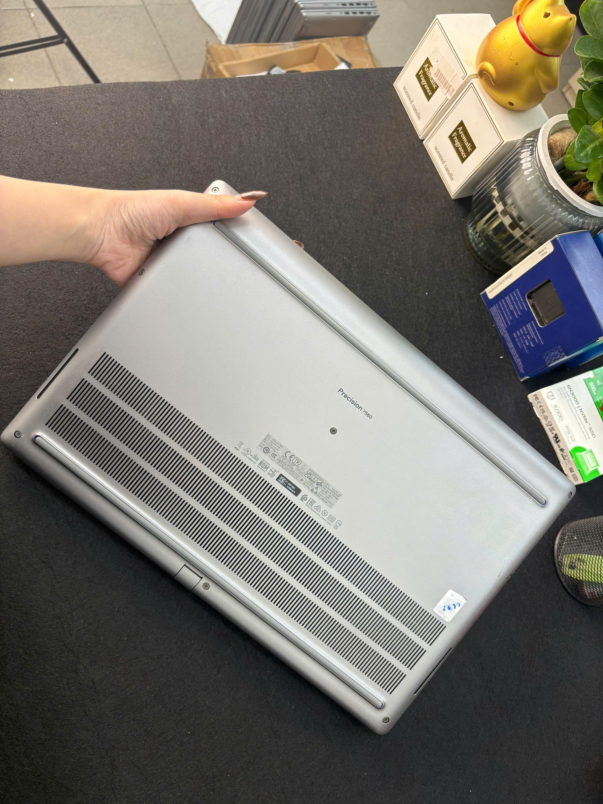 Dell Precision 7560