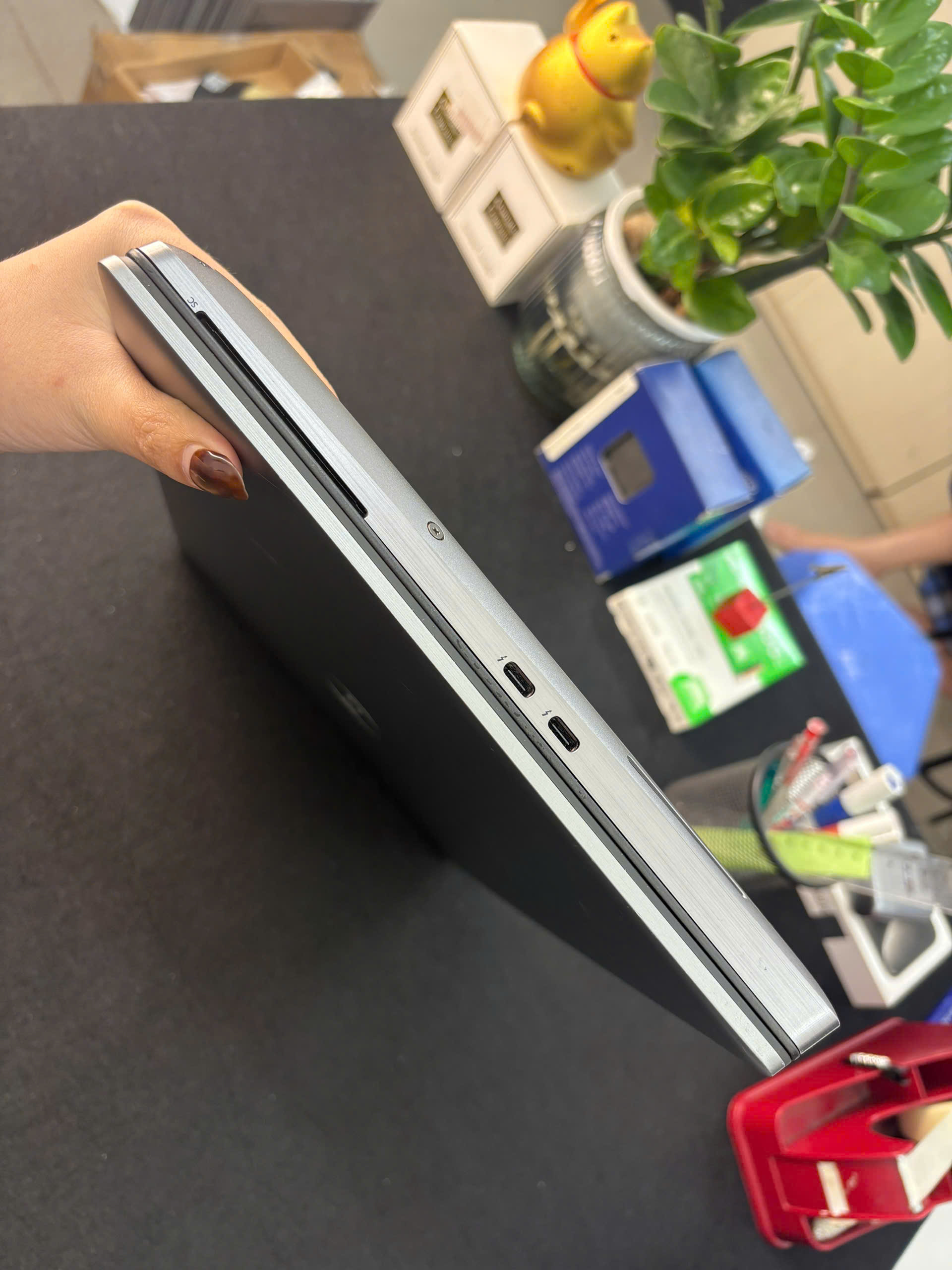 Dell Precision 7560