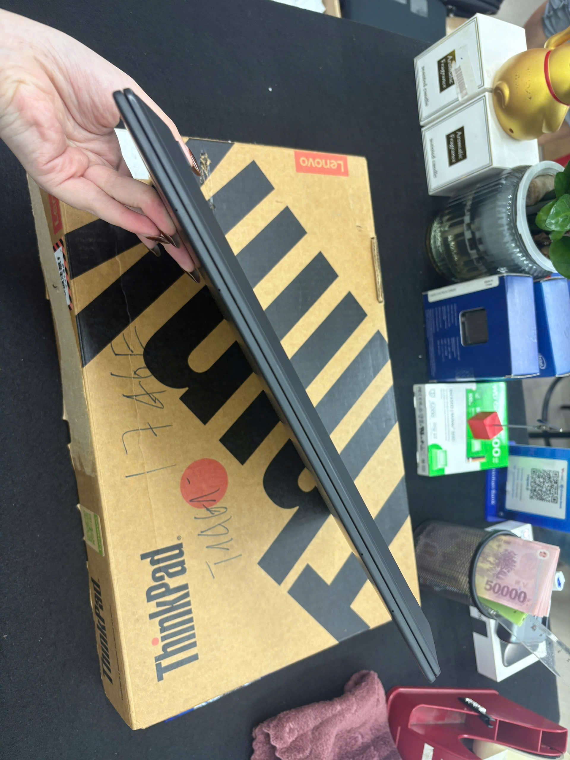 Thinkpad X1 Carbon G9