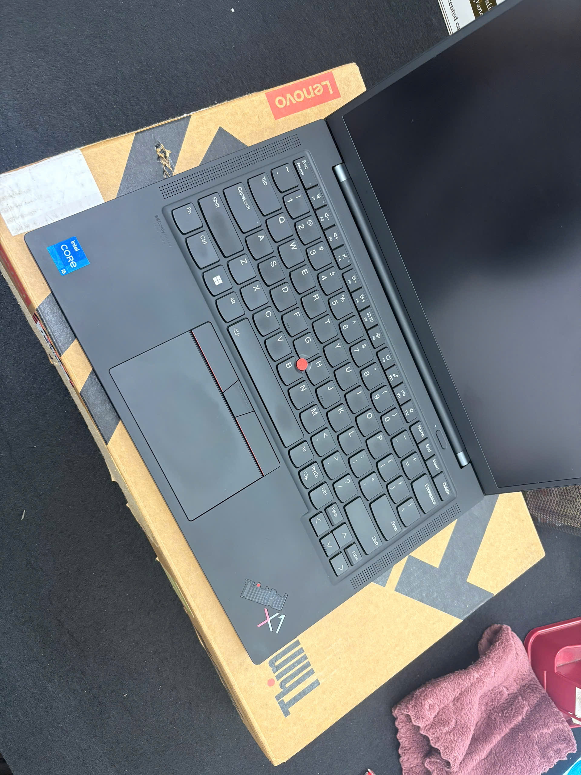 Thinkpad X1 Carbon G9