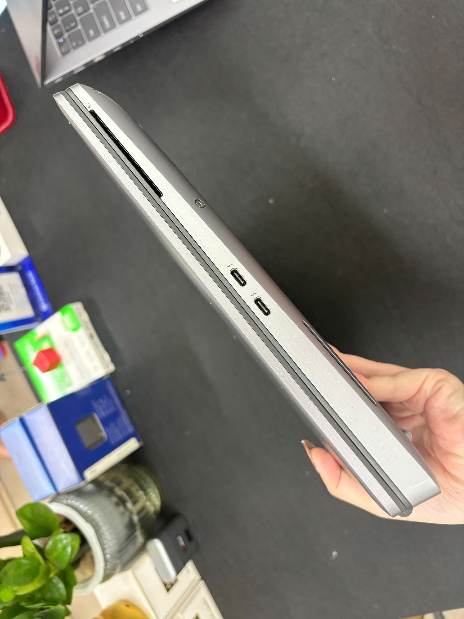 Dell Precision 7560